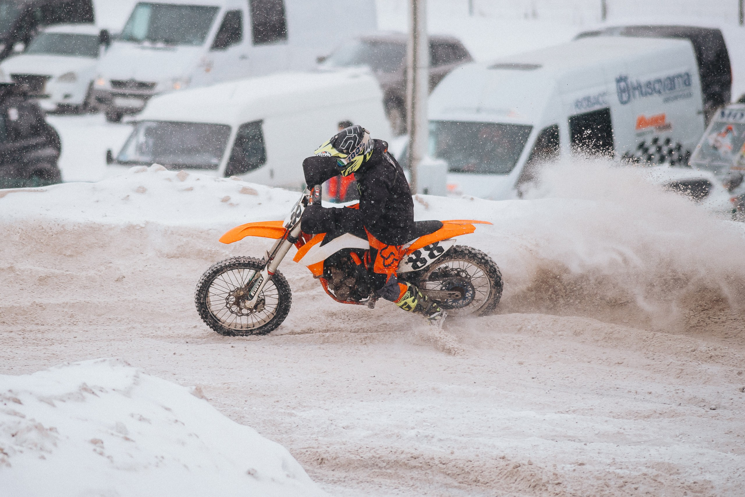 29.12.2024 — Праздничная тренировка на мотоциклетной трассе Люскус. Репортажный фотограф в Кемерово