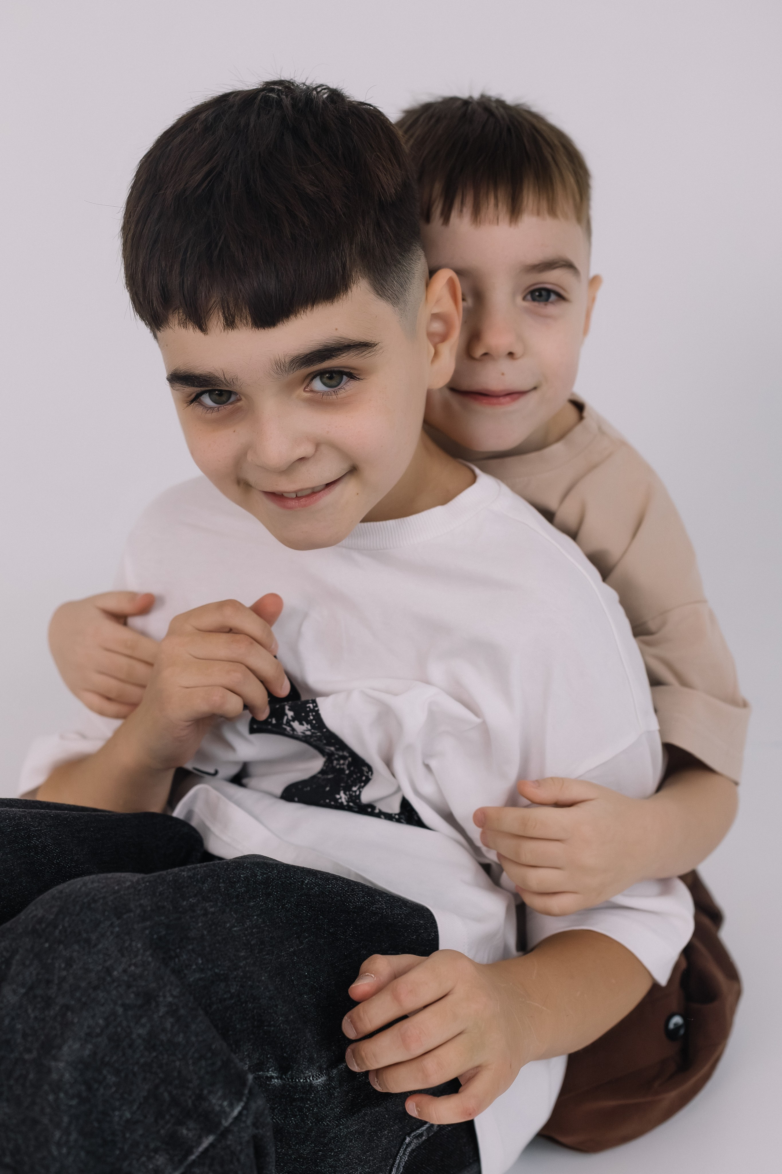 Жора, Ксюша, Владимир и Никита. Семейный фотограф в Волгограде Надежда Головко