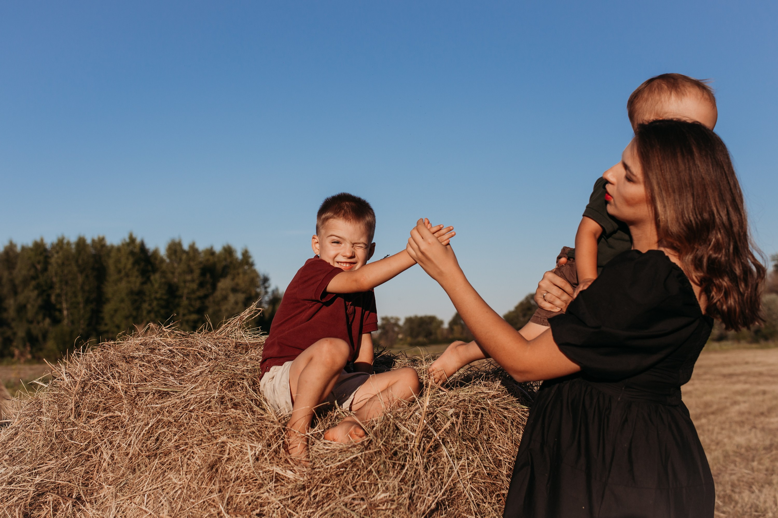 Саша, Аня, Данил, Миша. Семейный фотограф в Волгограде Надежда Головко