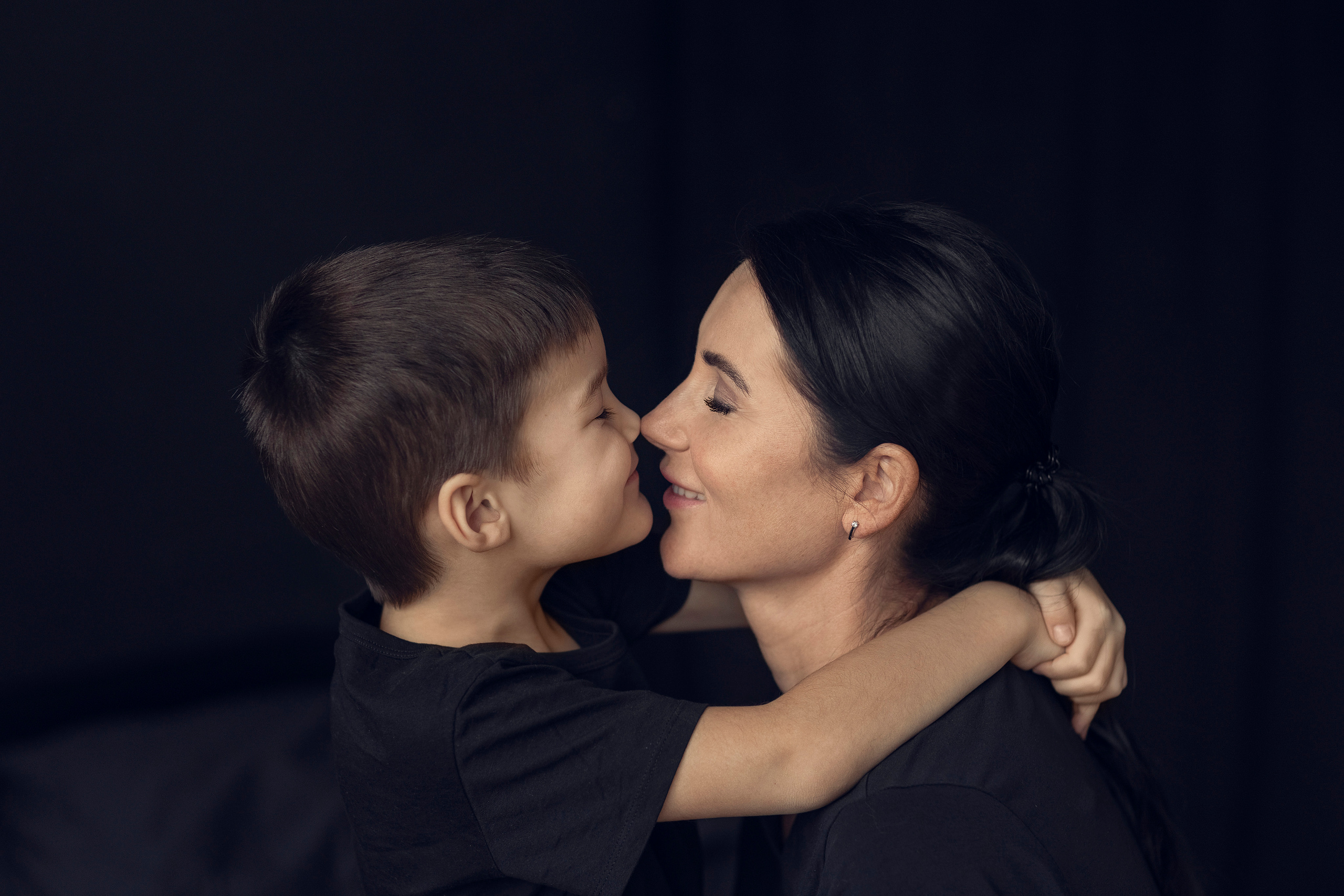 Фотосессия мамы и сына в студии "Сейчас". Семейный и детский фотограф в Перми Мария Карабатова