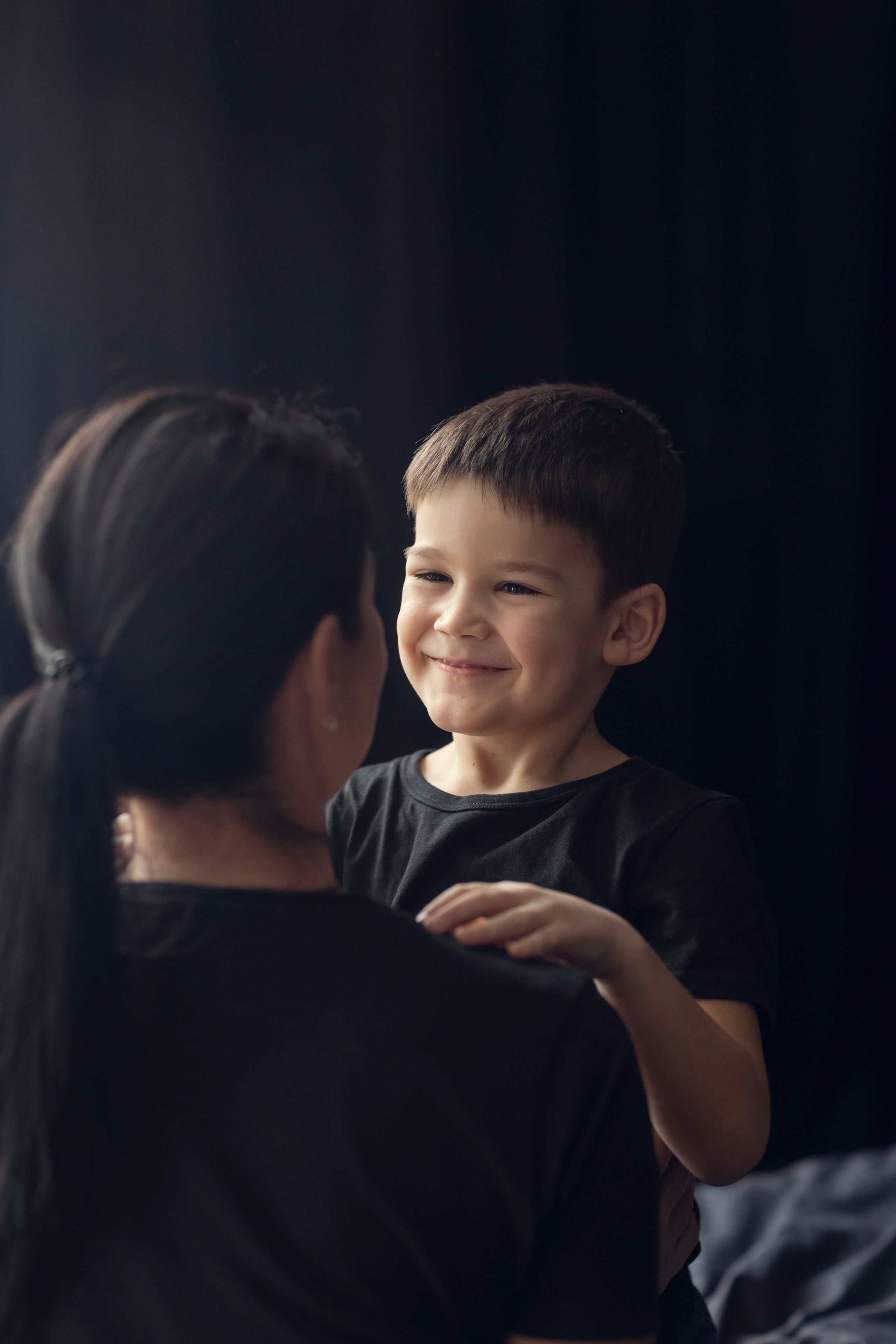 Фотосессия мамы и сына в студии "Сейчас". Семейный и детский фотограф в Перми Мария Карабатова