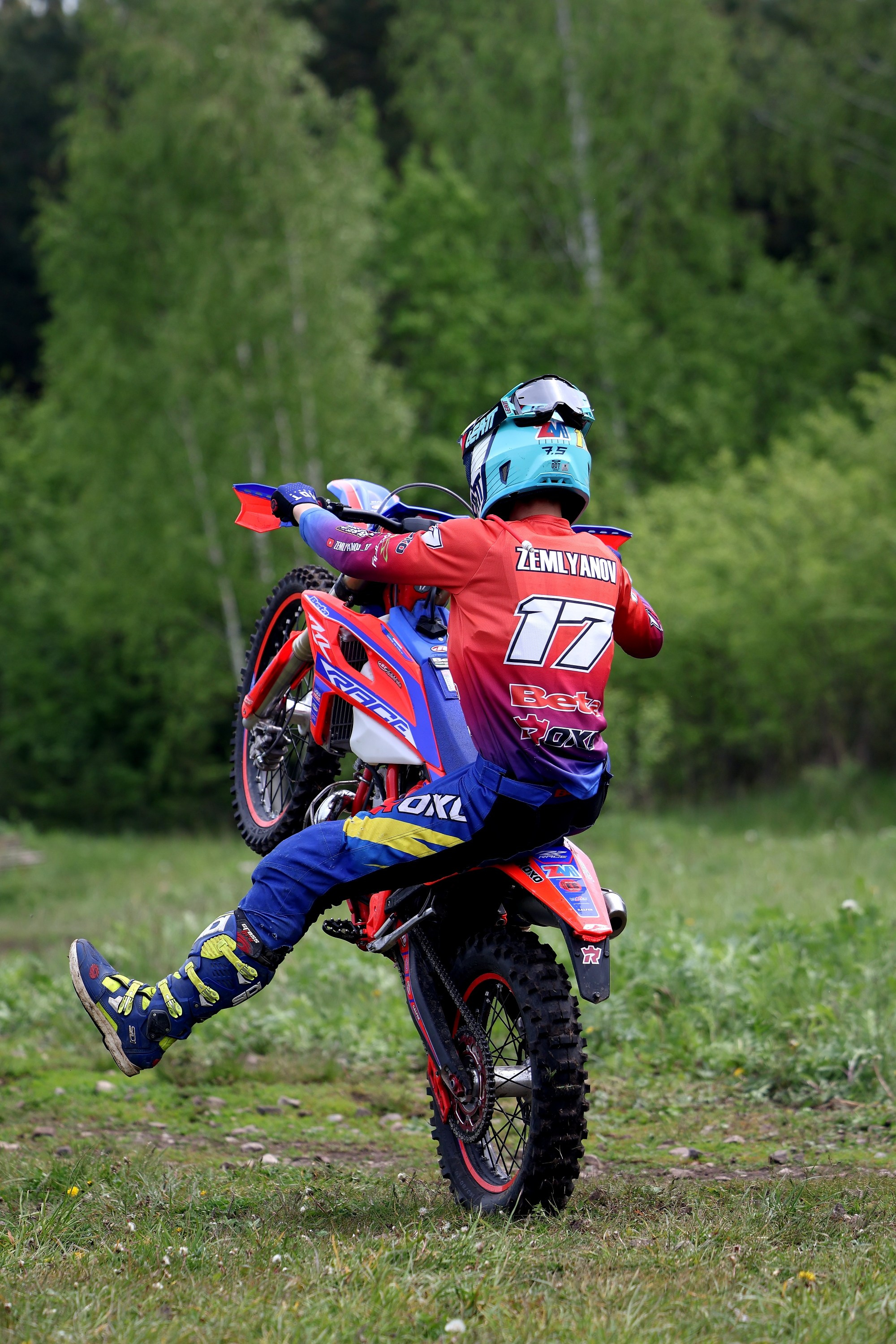 Тренировка по следам гонки ЭНДУРО РЕВОЛЮЦИЯ. Спортивный и репортажный фотограф Ермакова Светлана