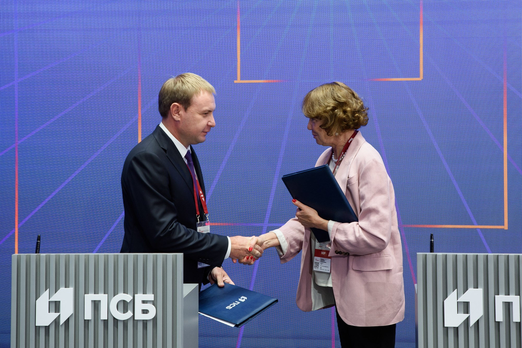 ПСБ на Форуме Армия. Репортажный и свадебный фотограф в Москве