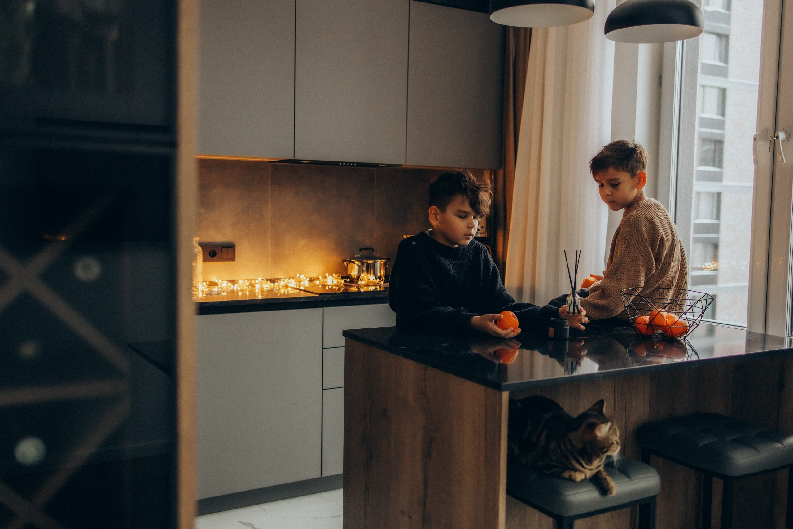 Руслан, Тимур и Луна. Семейный фотограф Москва