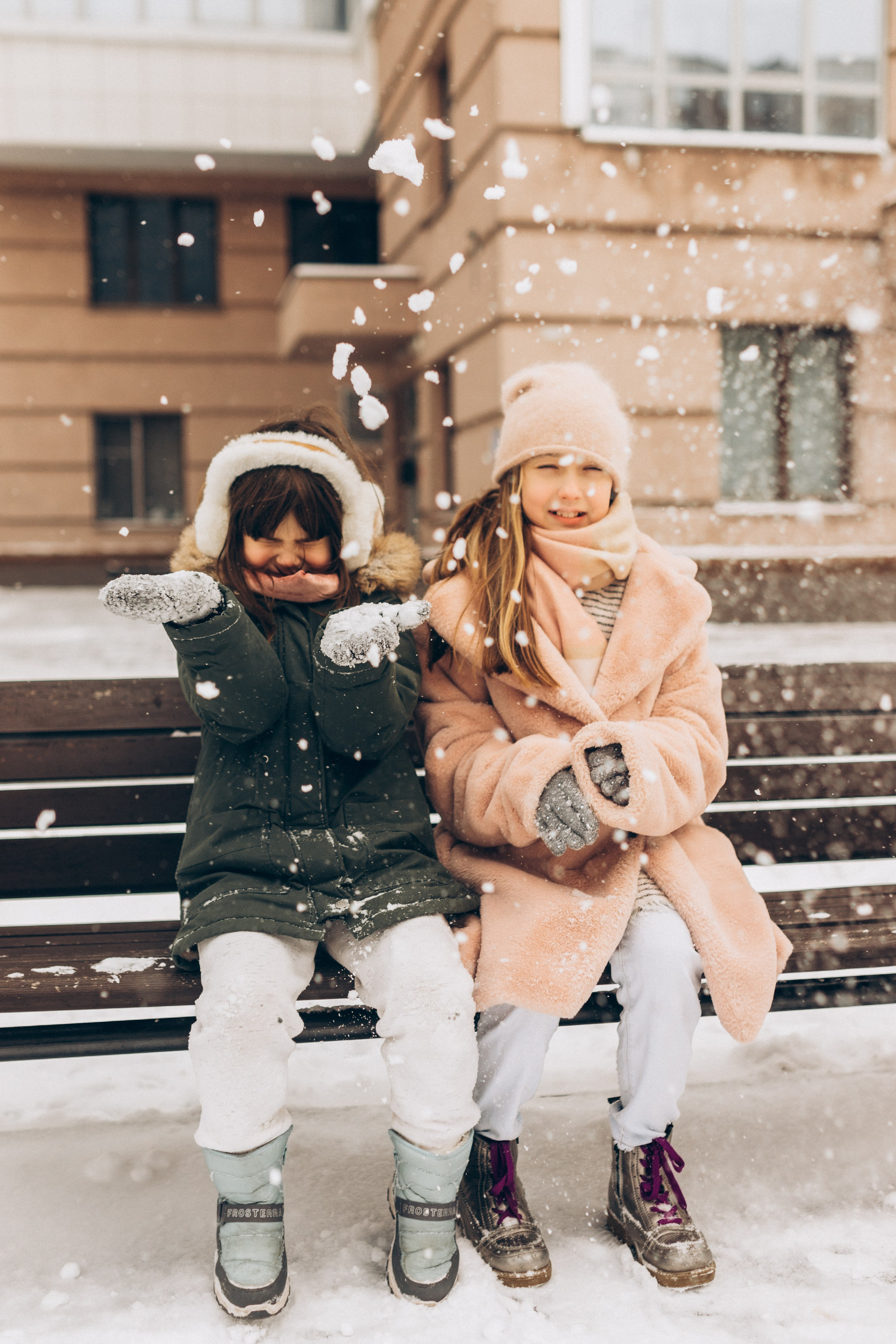 Прогулка в городе. Семейный фотограф lifestyle в Новосибирске Елена Шпилевая