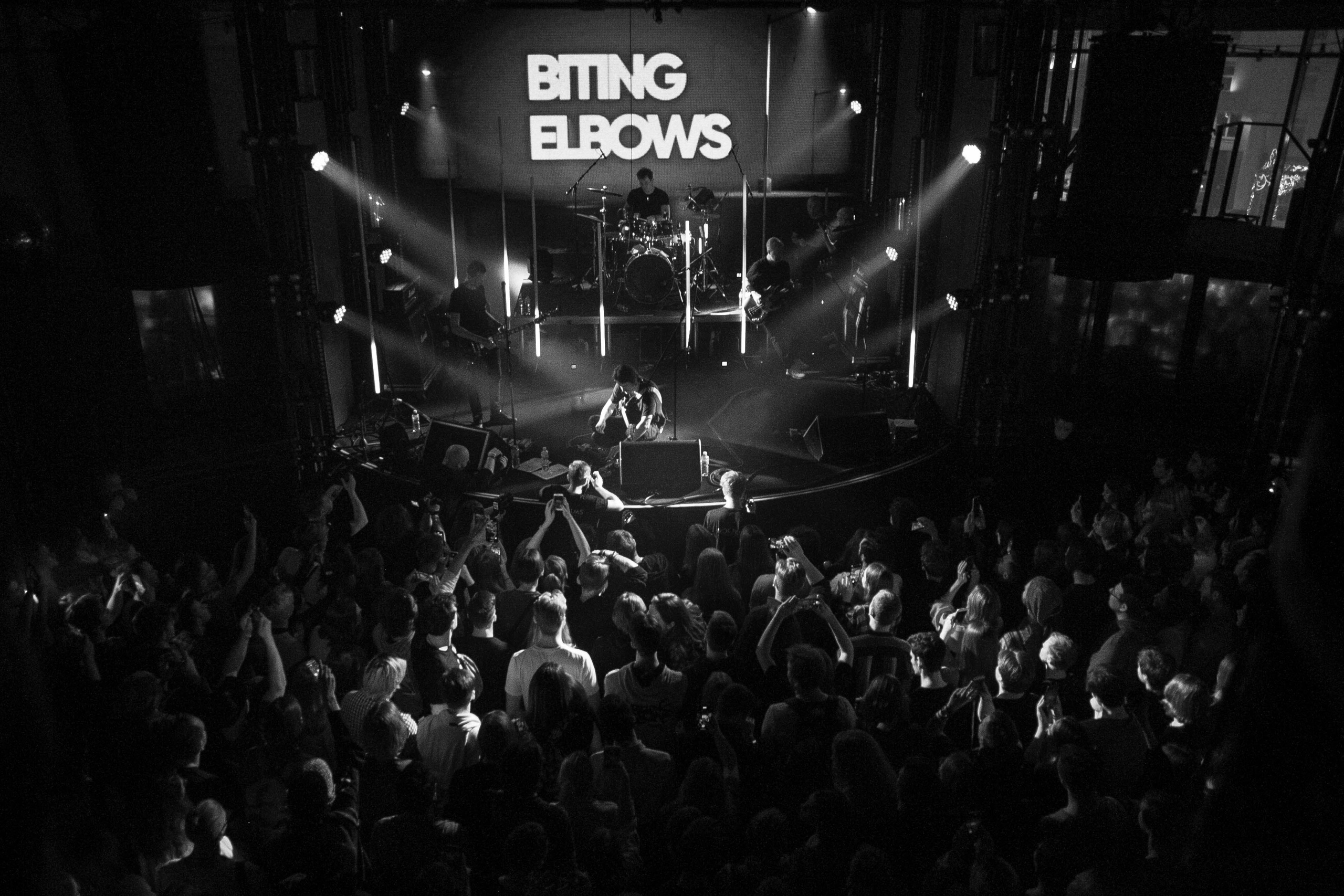 Biting Elbows. Фотограф для музыкантов, фотограф на концерт, концертный фотограф, съемка концерта, бэкстейдж фотограф