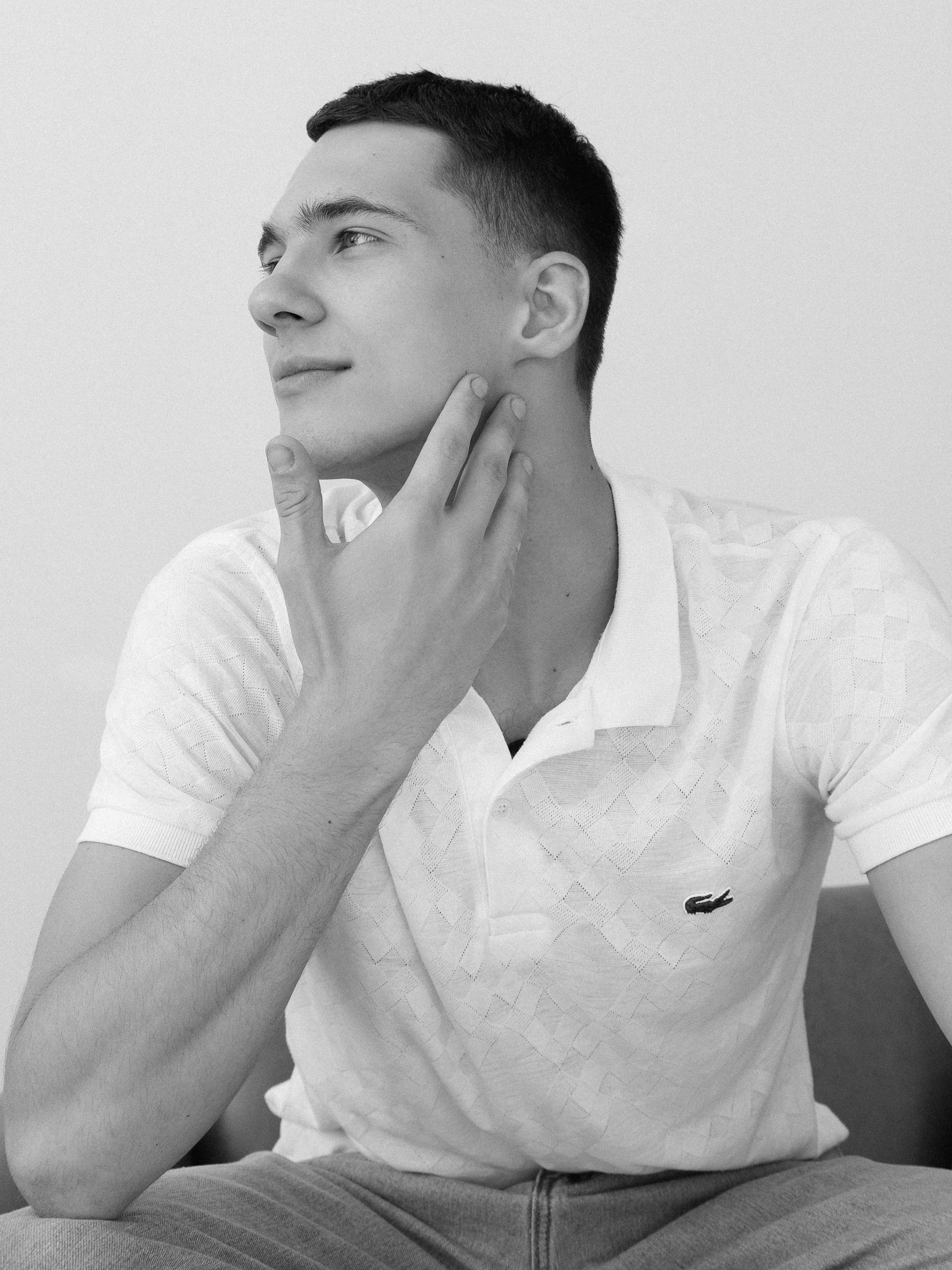 CASES: INDIVIDUAL. CHRISTINA GRIG // photographer, content creator