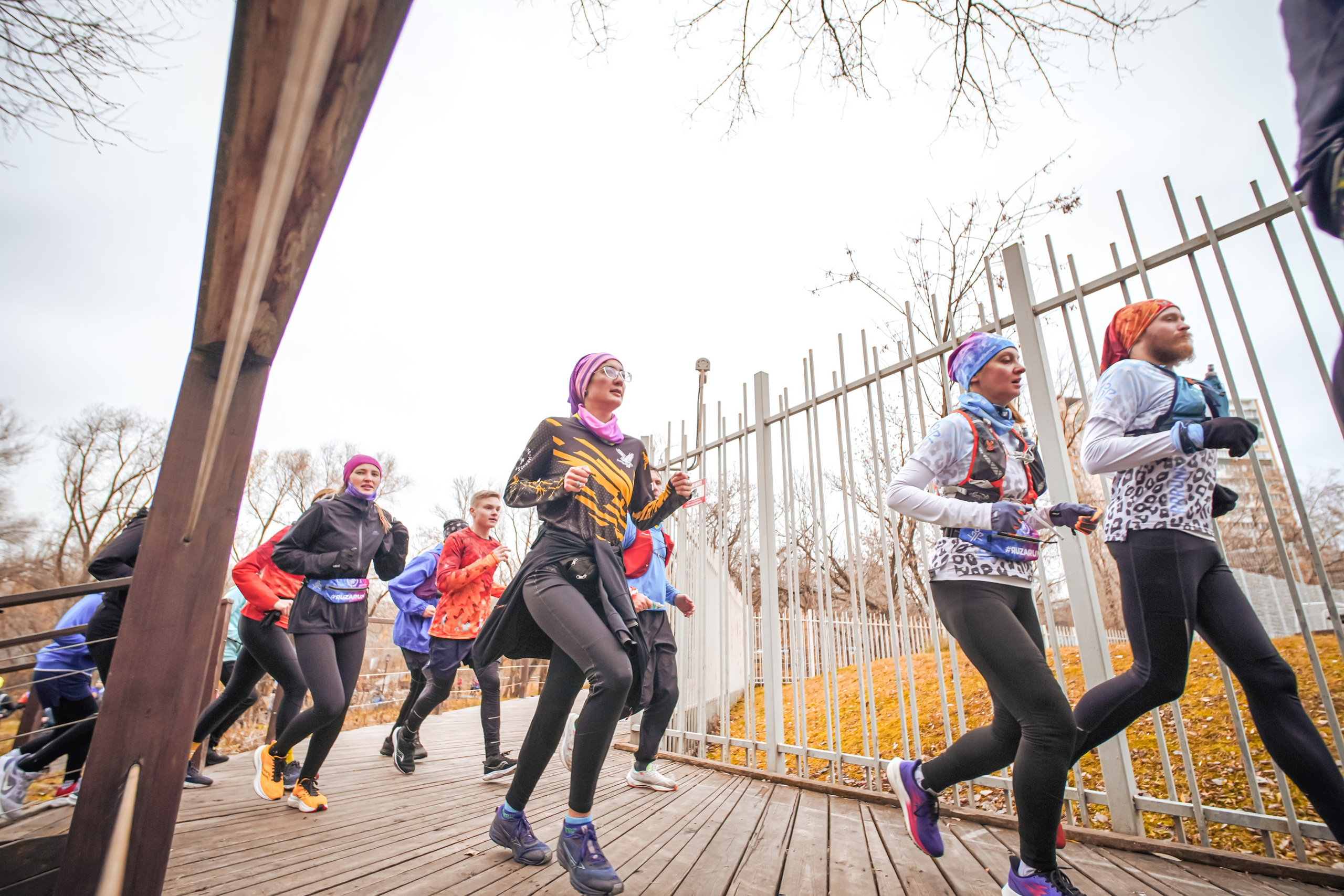 #марафонудома #яuzarun 2024 2-я петля, группа 6:30. Роман Капилюшов. Бег. Фото. Видео. г. Люберцы