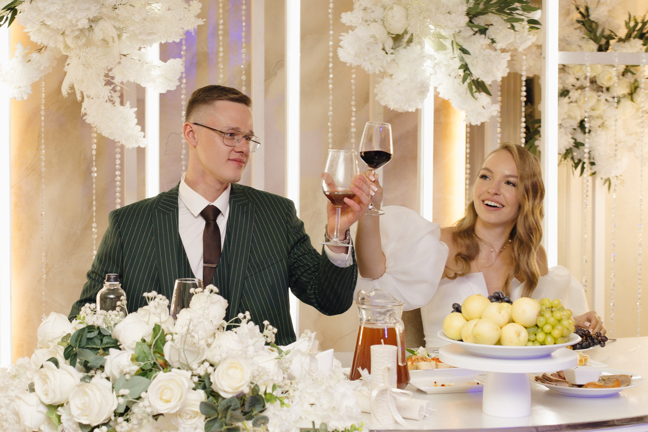 Банкет (Кристина&Алексей). Свадебные фотографы в г. Сургут Маркова Наталья и Замахина Елена