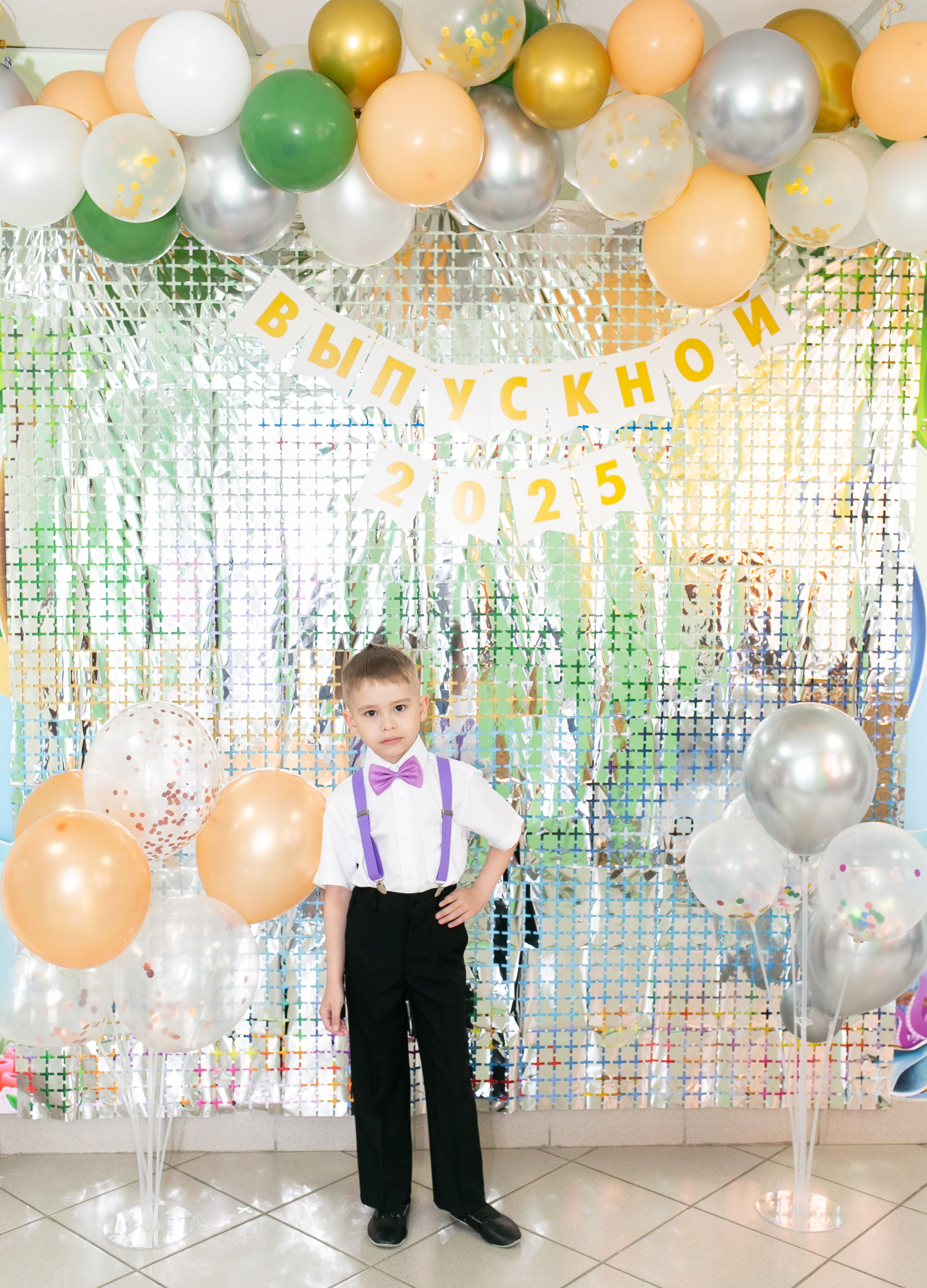 Выпускные и Утренники. Фотограф новорожденных и семейный фотограф НСО г. Бердск Марина Львова