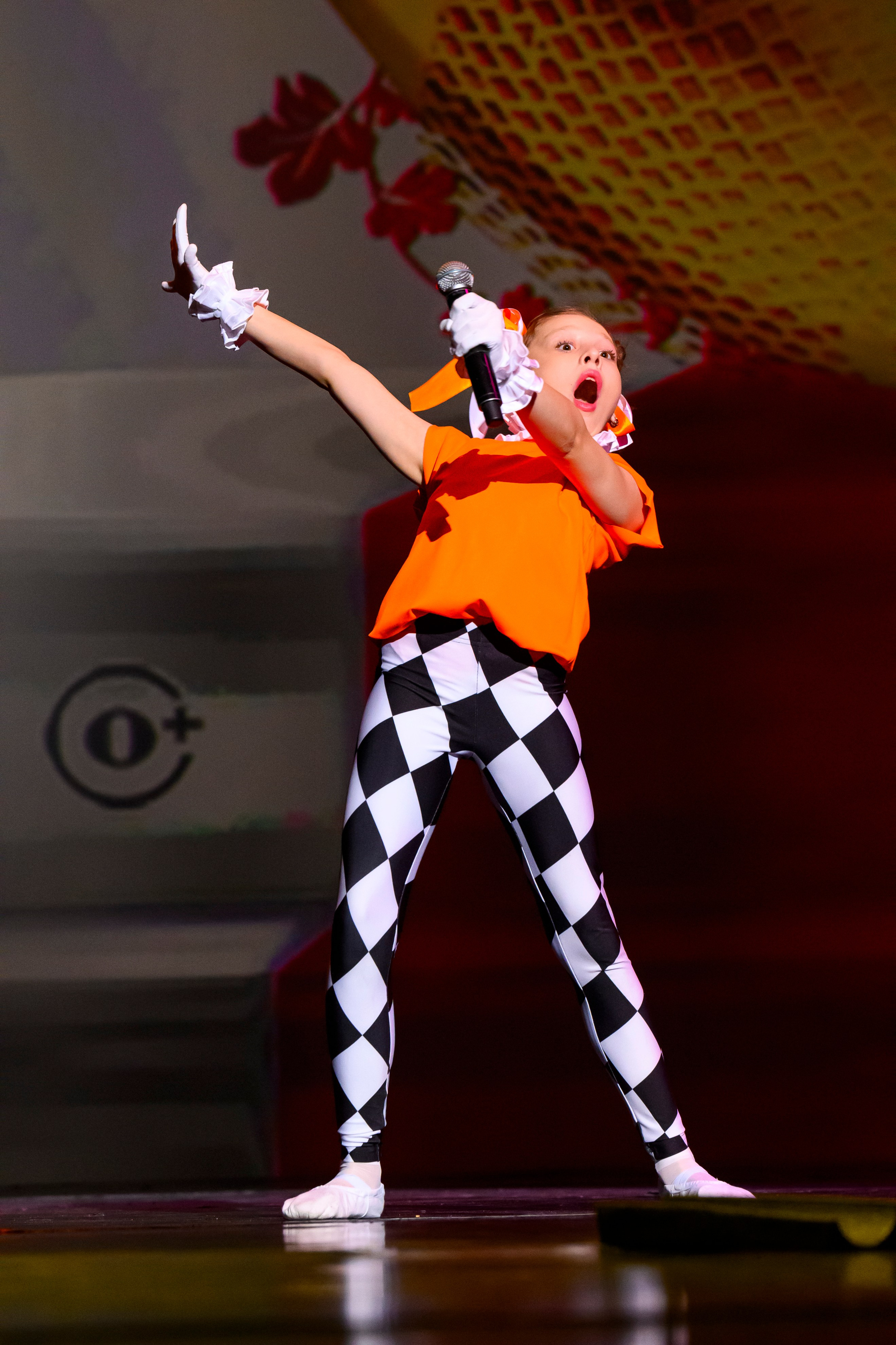 23 апреля, часть 1, БКЗ Октябрьский, г. Санкт-Петербург. Золотое яблочко