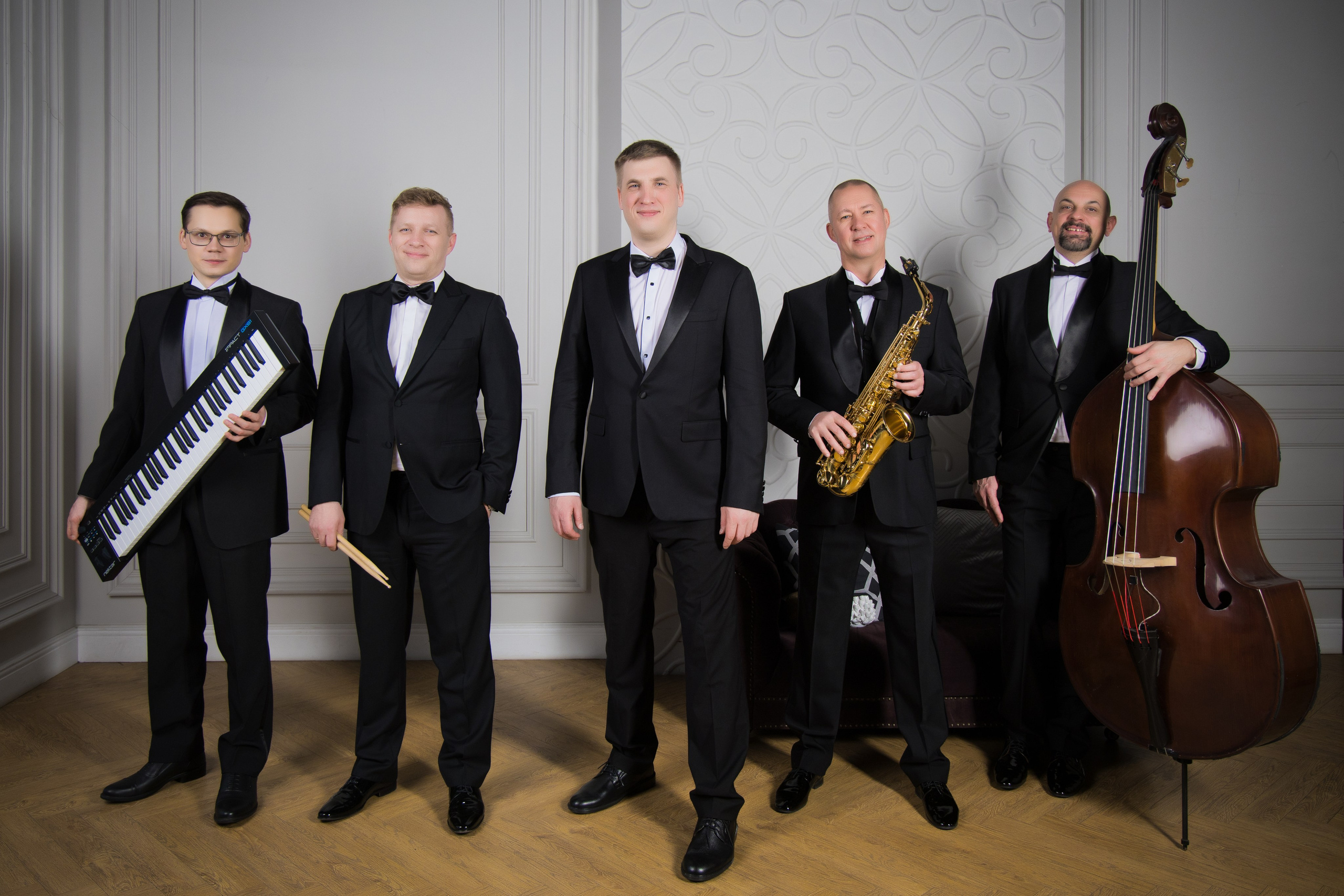 Bravur Jazz Band. Photomantis