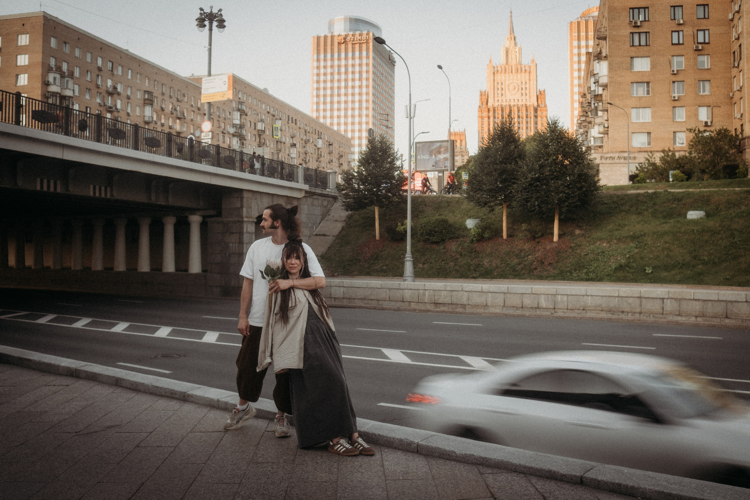 На набережной. Видеограф и фотограф Анна Грачева г. Москва