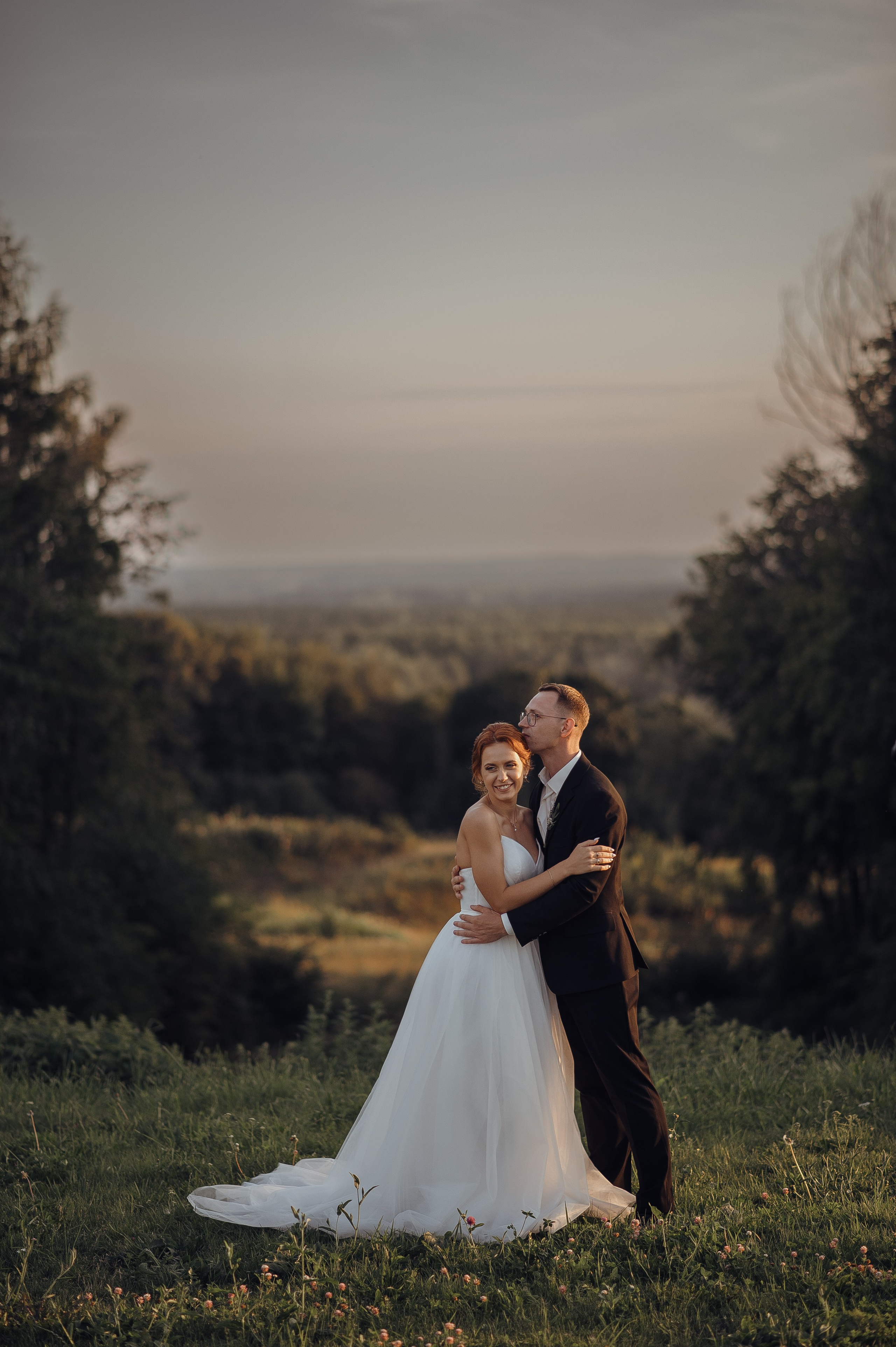 Семейный и дружелюбный свадебный день Людмилы и Сергея. Свадебный фотограф в Ярославле Денис Медоваров