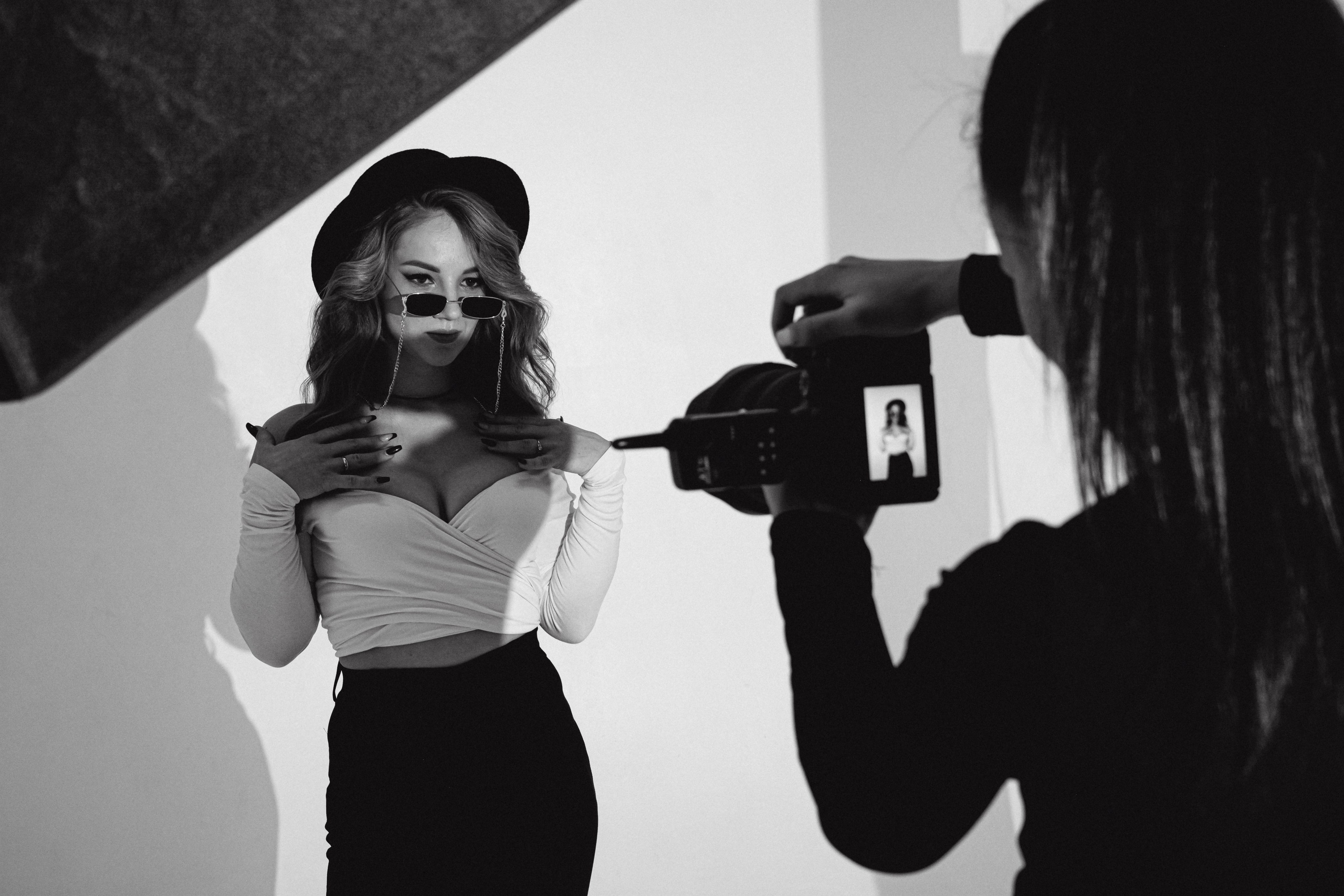 Фэшн-съёмка участниц Миссис Бизнес Гатчина 2023. Портретный фотограф в Санкт-Петербурге Дмитриева Наталия