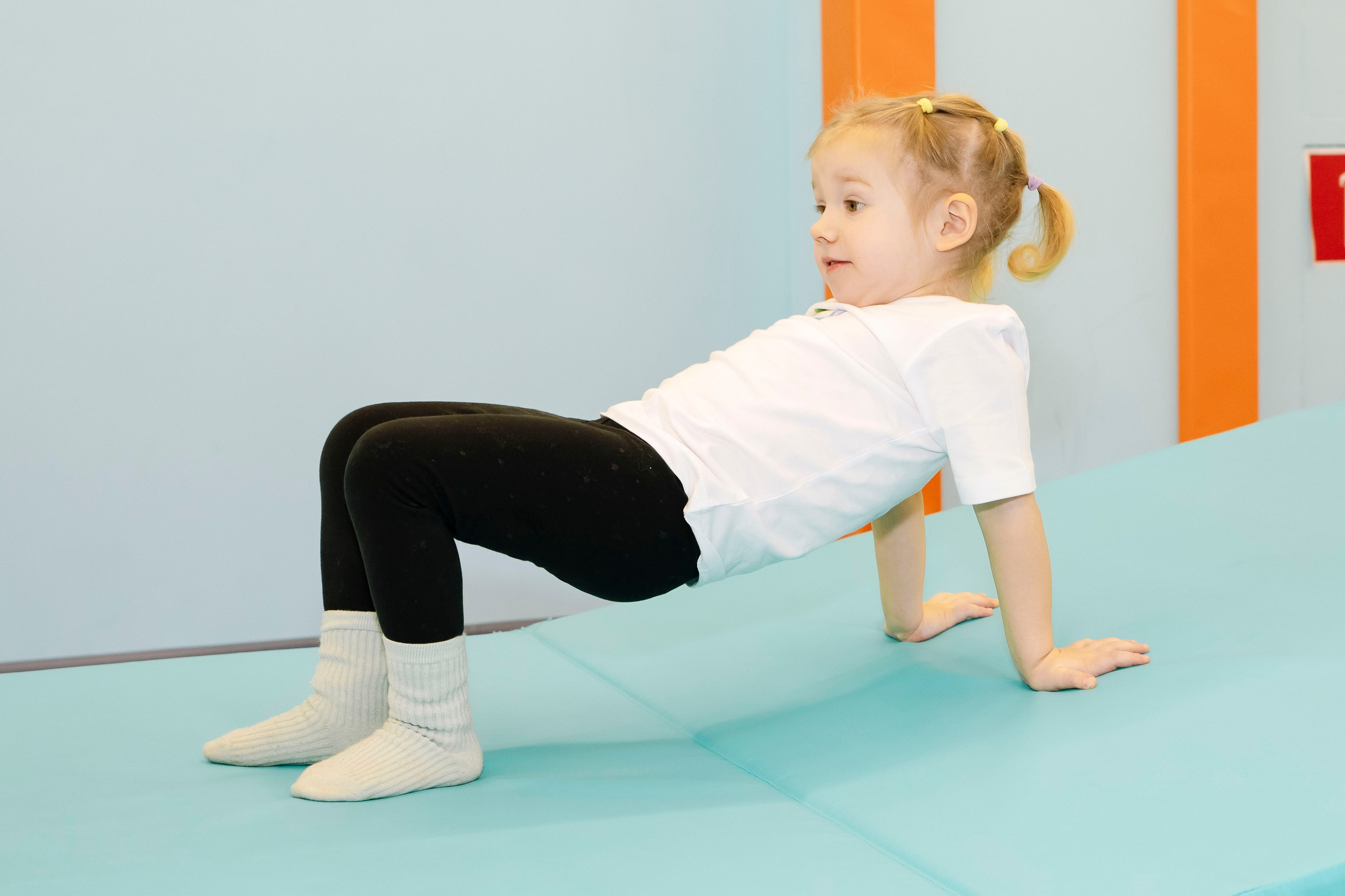 Соревнования по гимнастике в Gymkids Чертаново. Профессиональный фотограф в Москве | Заказать фотосессию и съемку