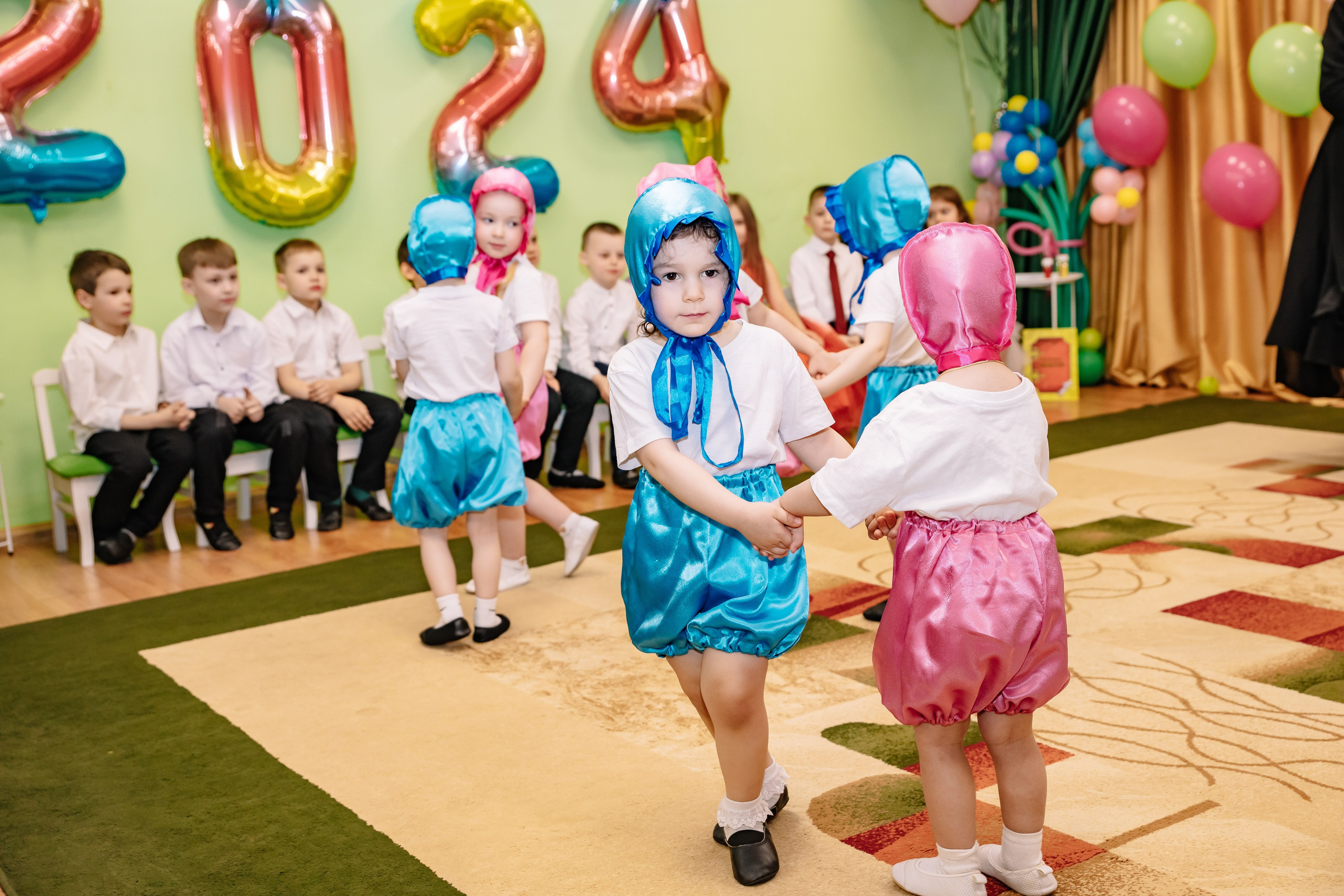 Группа «Сказка» ДС 69 Выпускной 2024. Фотограф в Москве Яна Полосина