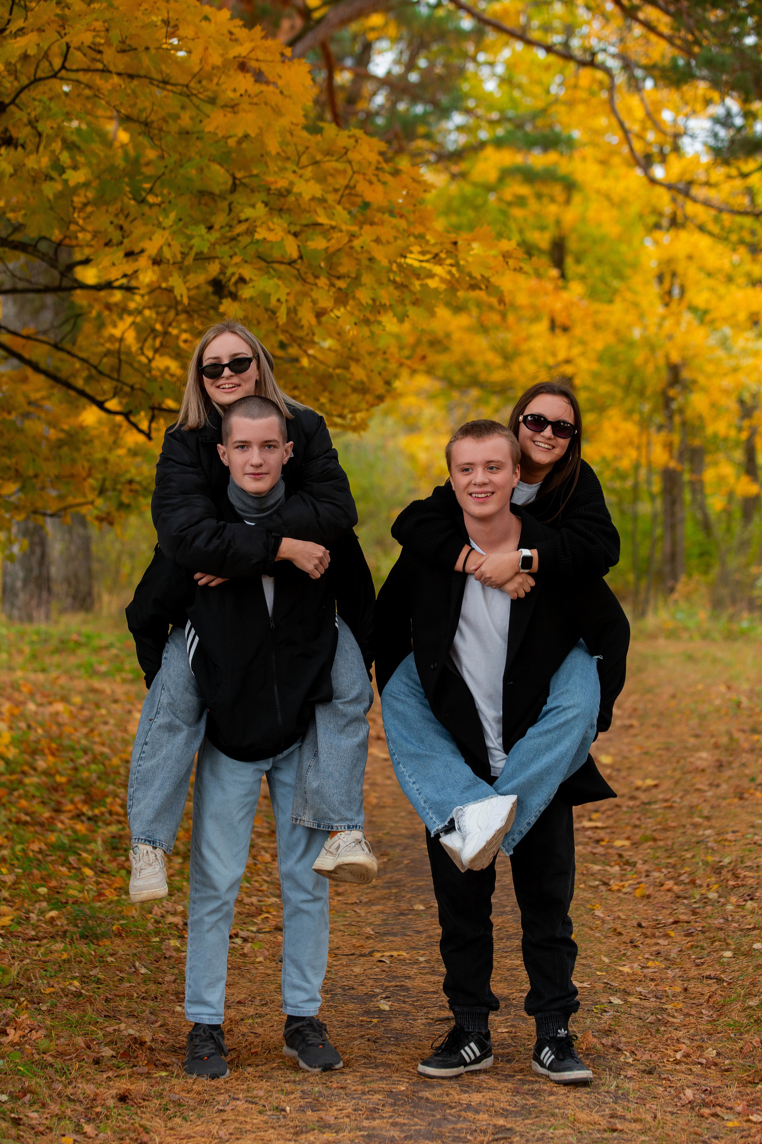 «Усадьба Шеншеных» Осенняя фотосессия для 9 класса. Профессиональный фотограф в Мценске и Орловской области