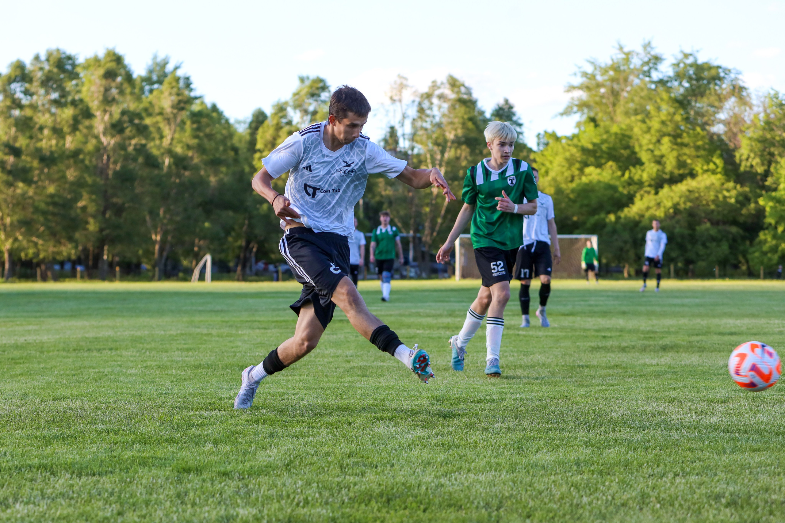 Чайка — Торпедо. Взрослое первенство города по футболу. Спортивный фотограф в Самаре