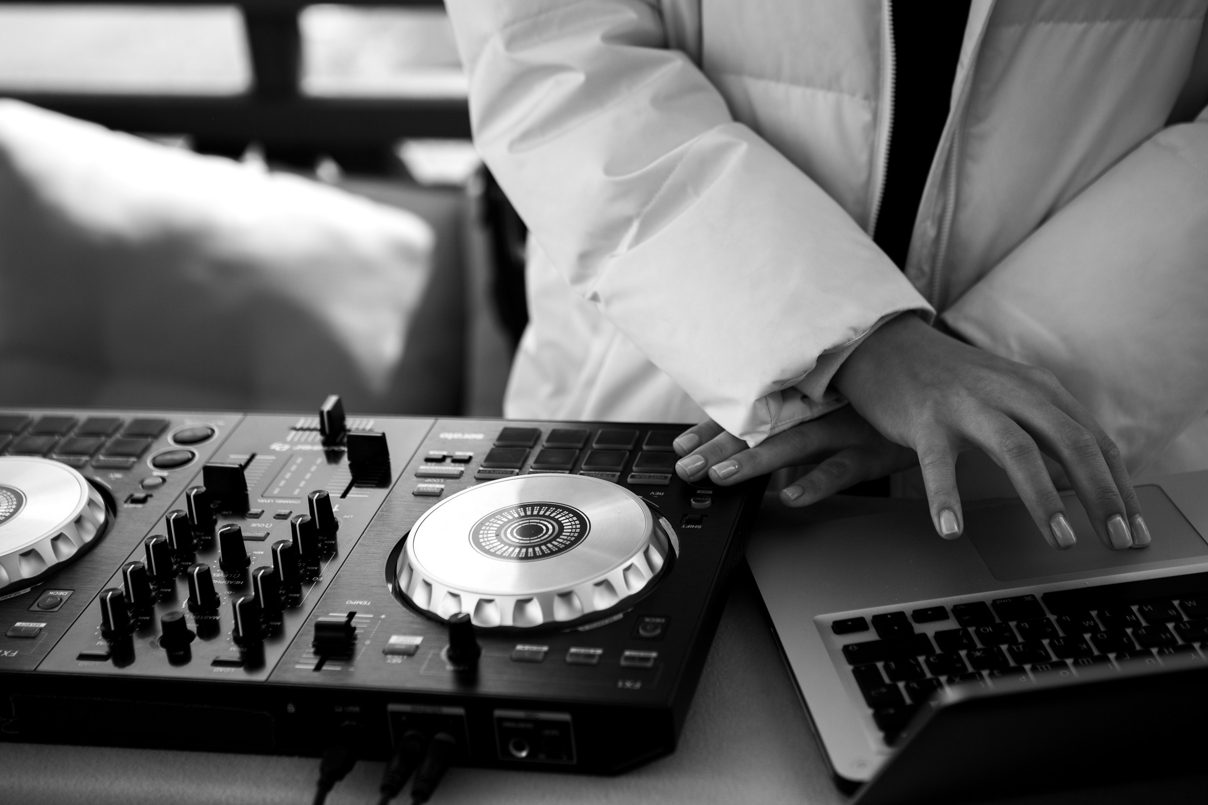 Показ на воде. Свадебный и портретный фотограф Москва