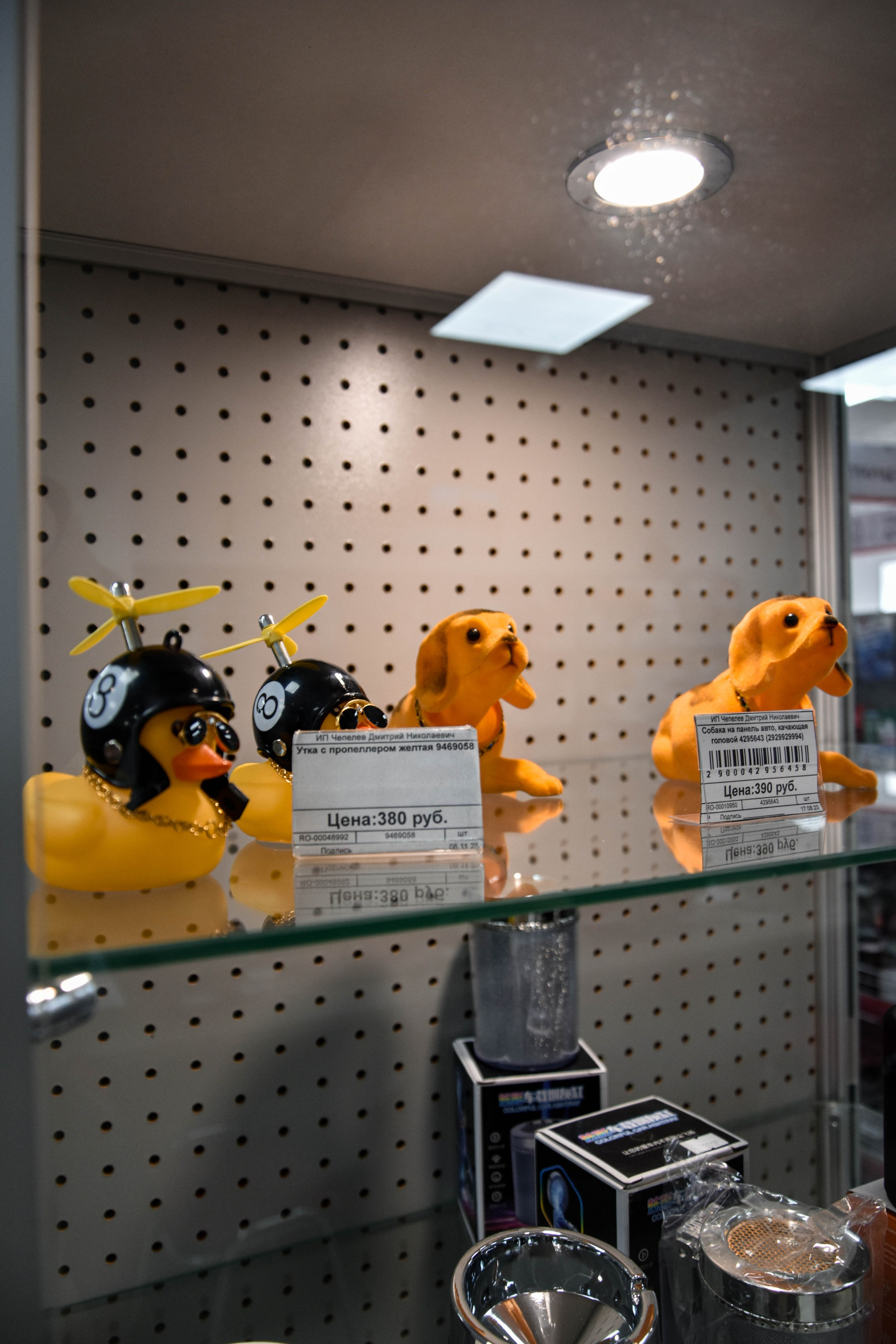 Салон запчастей. Женский фотограф в Людиново и Киров