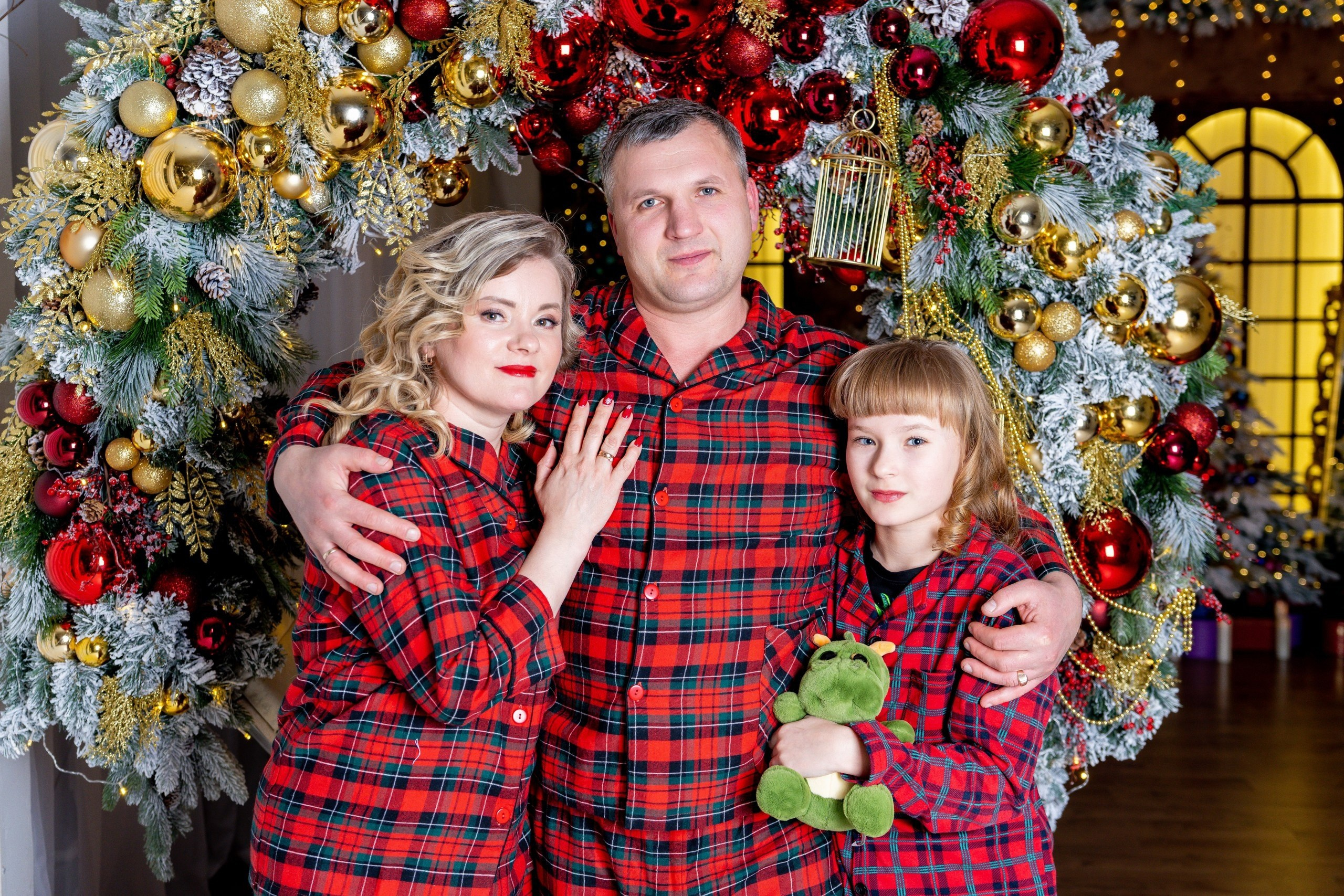 НОВОГОДНИЕ СТУДИЙНЫЕ ФОТОСЪЁМКИ. Видеограф Алексей Жарков