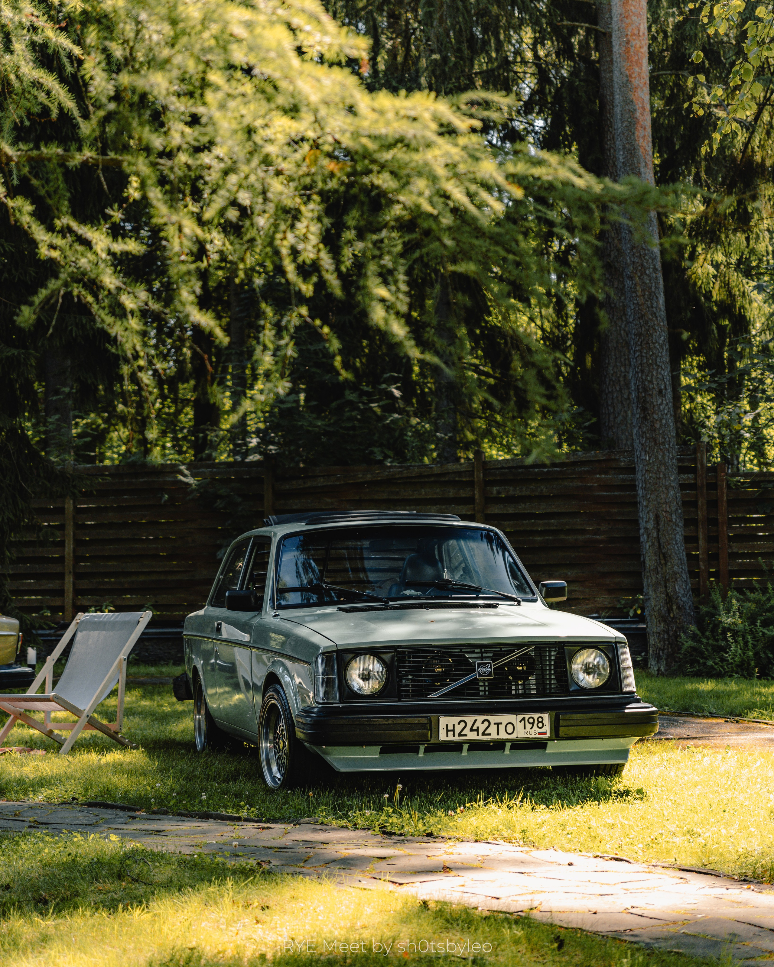 Масштабный летний фестиваль RYE Meet — встреча клуба любителей автомобилей старше 25-лет. Автомобильный фотограф Антон Цырулев