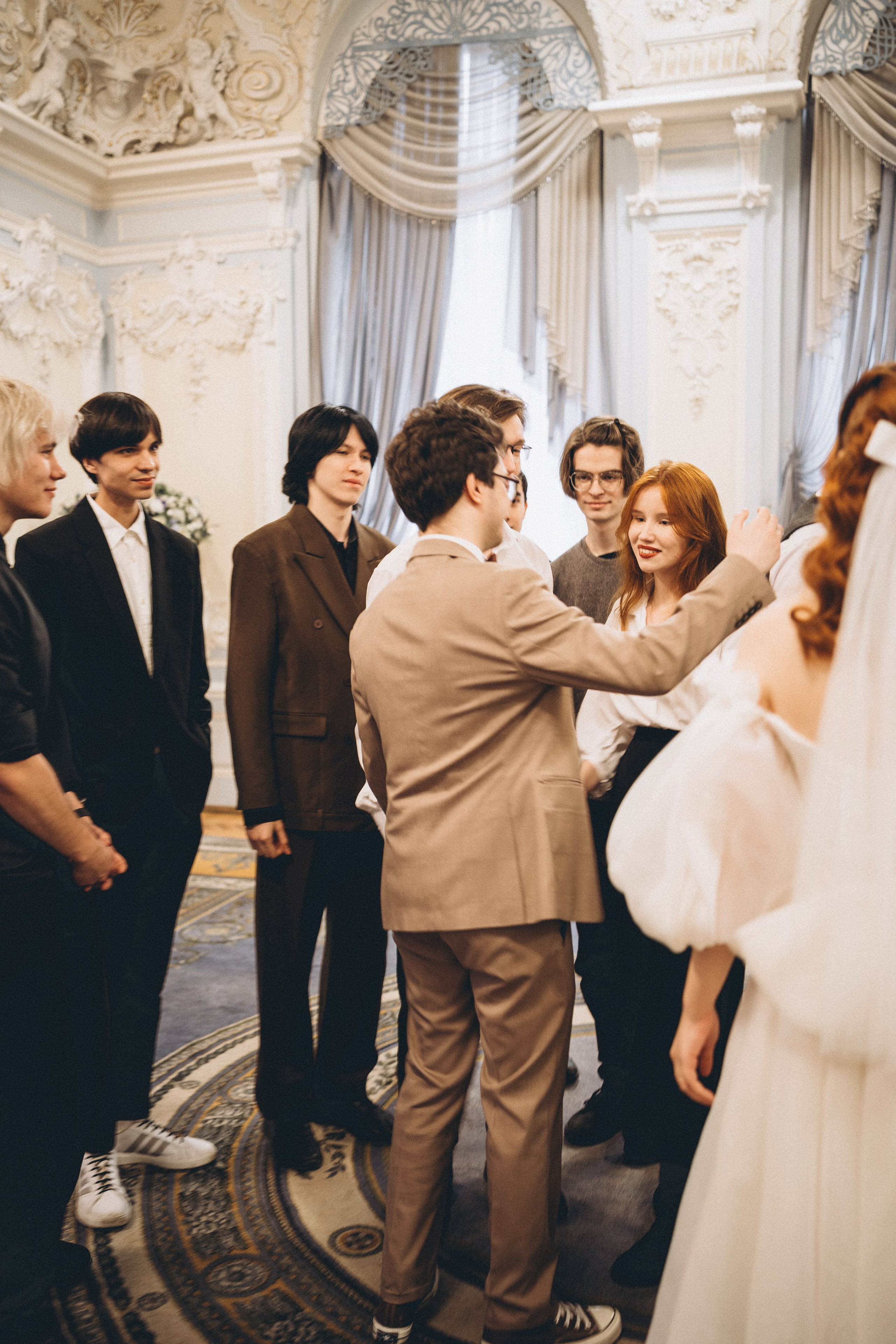 СВАДЕБНАЯ СЬЕМКА ВО ВТОРОМ ДВОРЦЕ С ГОСТЯМИ И ПРОГУЛКА В ТАВРИЧЕСКОМ САДУ. Профессиональный фотограф, Санкт-Петербург — Виктория Богомолова