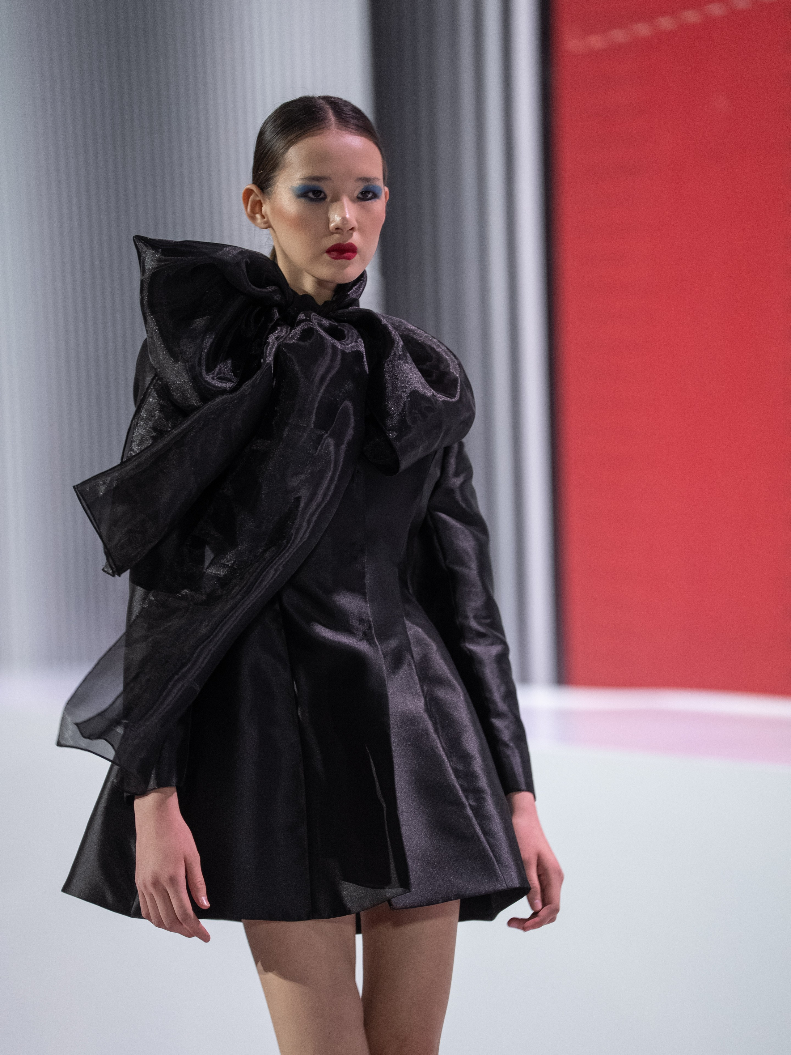 OKSANA UTELBAEVA. Сайт Алматинского НЮ АРТ, будуар и фэшн фотографа Дениса Карпенко