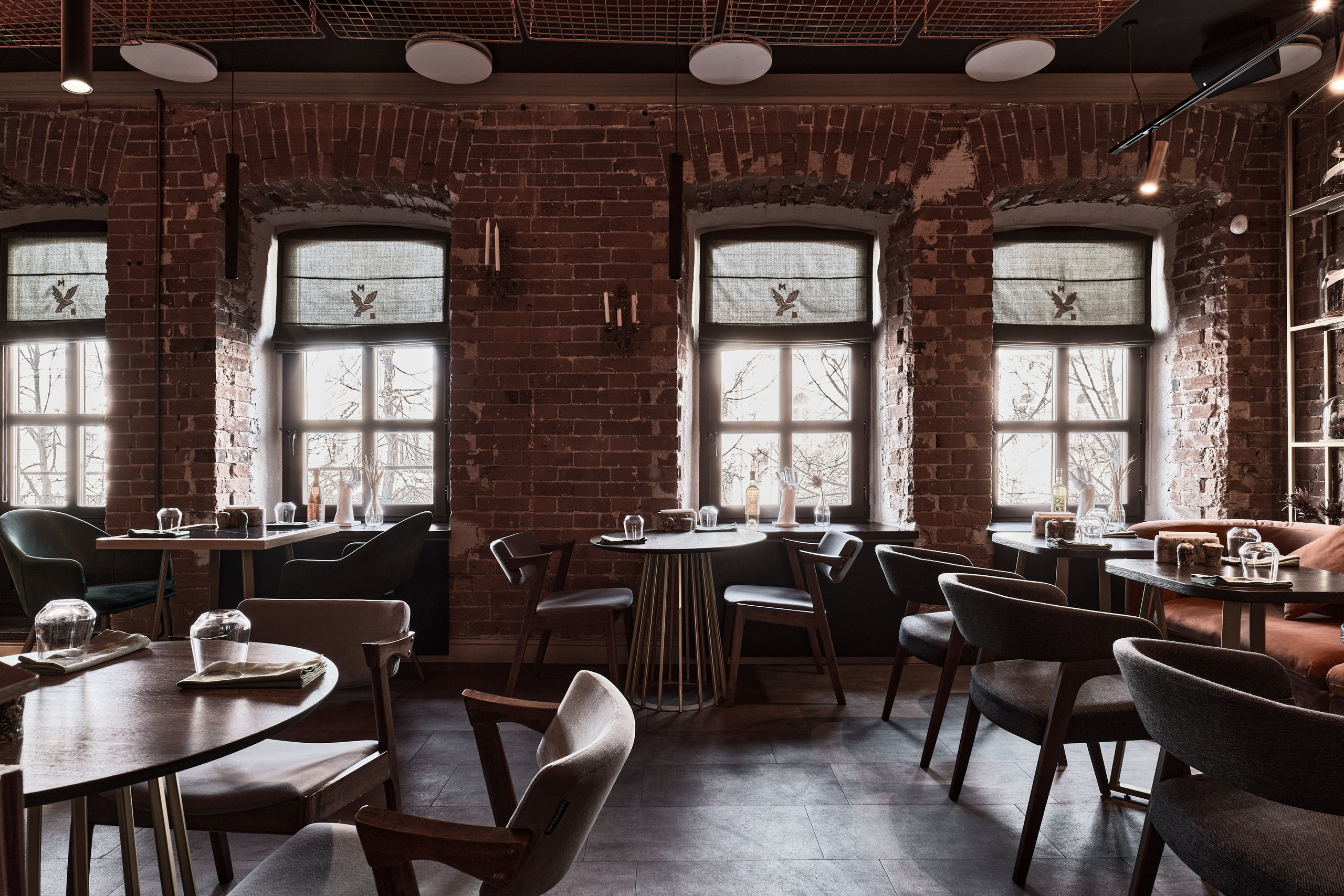 Ресторан в Екатеринбурге «Мысли в слух». Интерьерный фотограф. Фотограф архитектуры