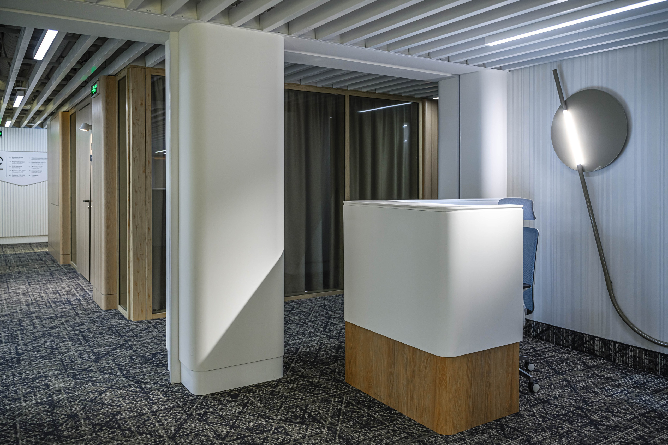 Фотосъемка мебели кофейни в холле аппартаментов Well. Интерьерный и репортажный фотограф в Санкт-Петербурге