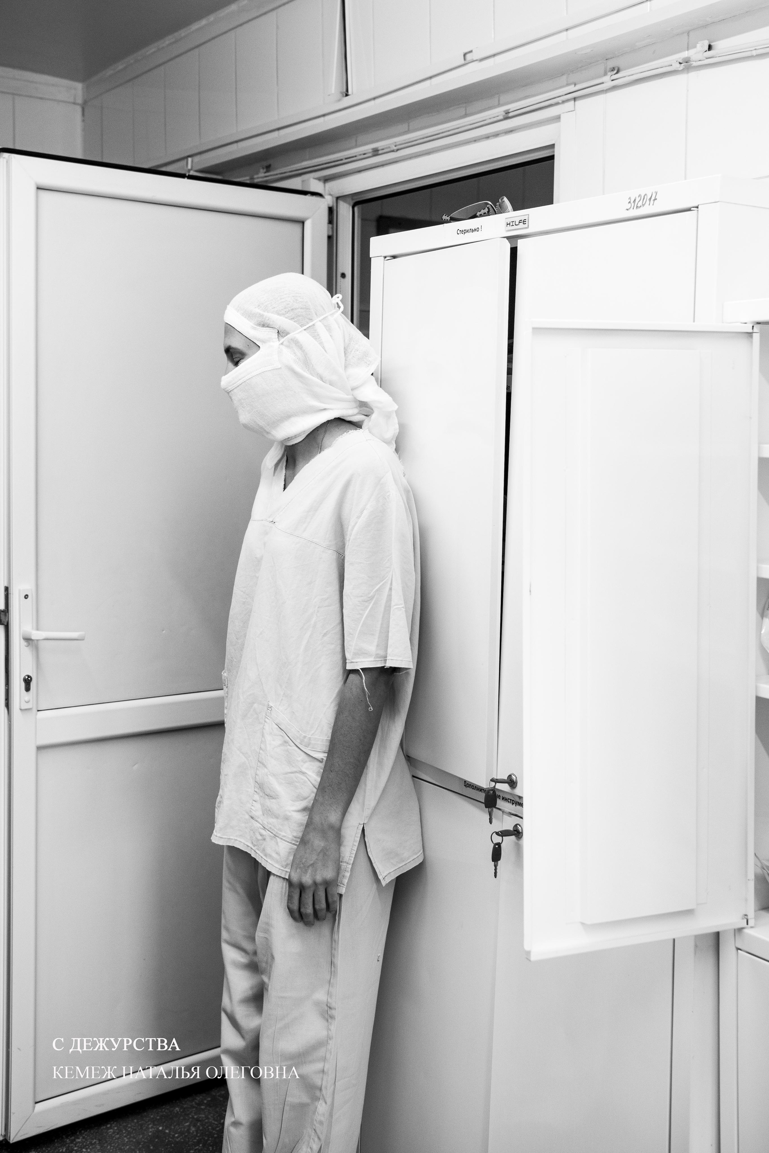 Фотовыставка. Светя другим, сгораю сам. Фотограф в жанре Ню. Татьяна Хасанович. Красноярск