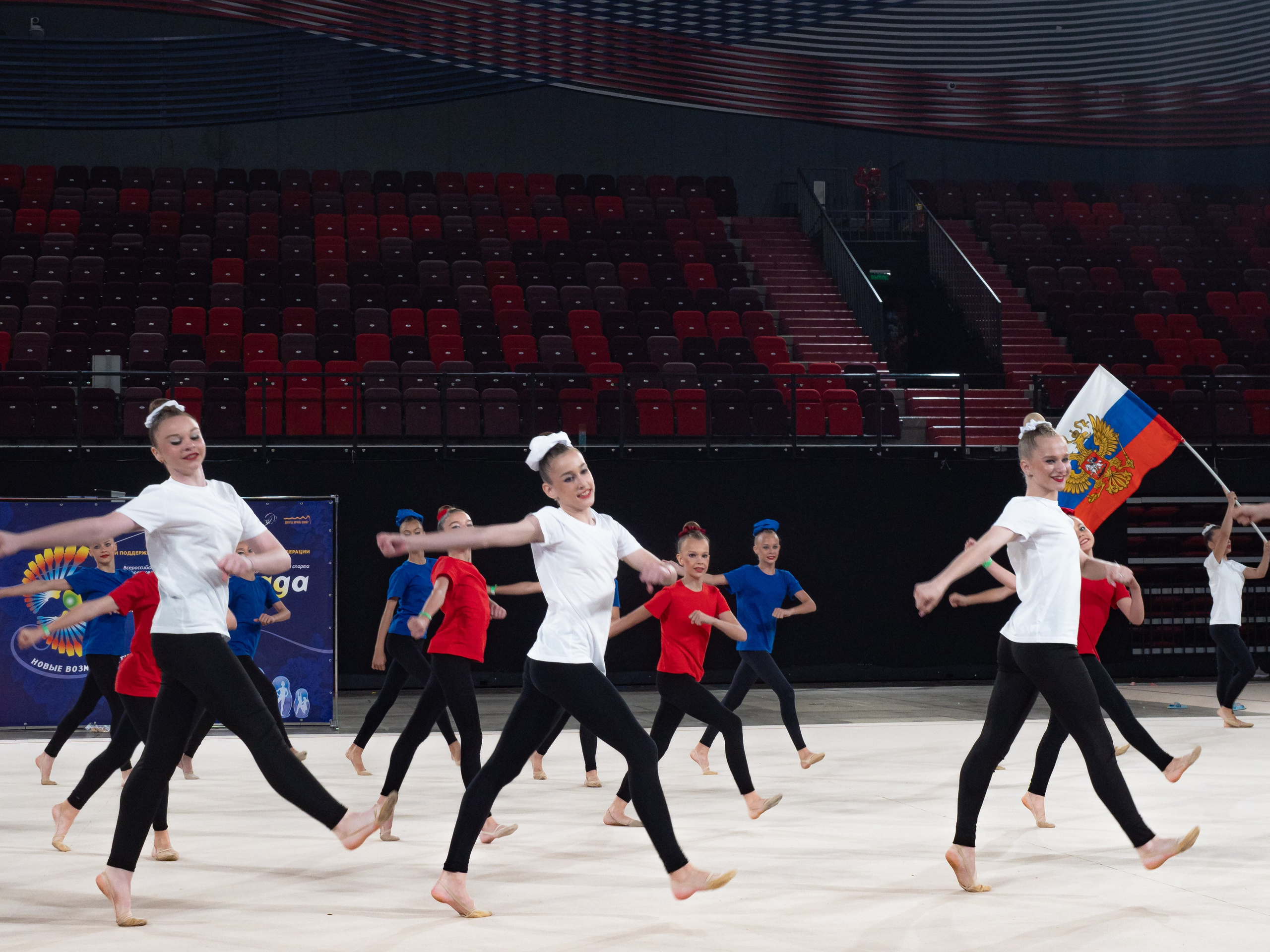 Гимнастрада во дворце гимнастики Винер. Алёна Орлова Портретный фотограф Москва