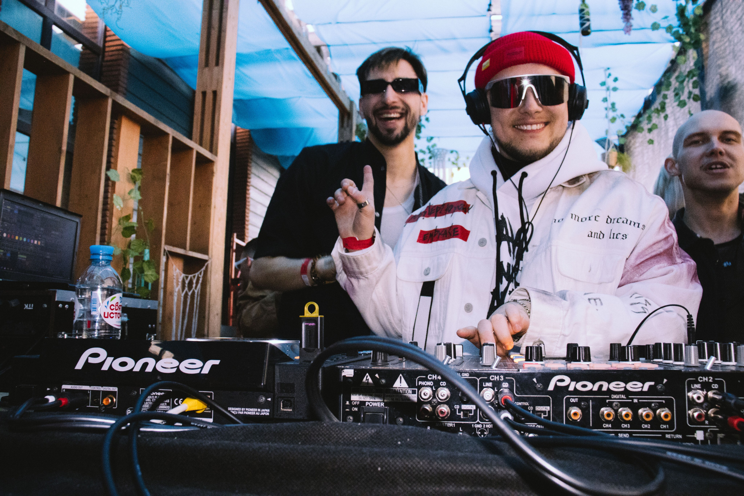 Тусовки. Фотограф Егор Огородов