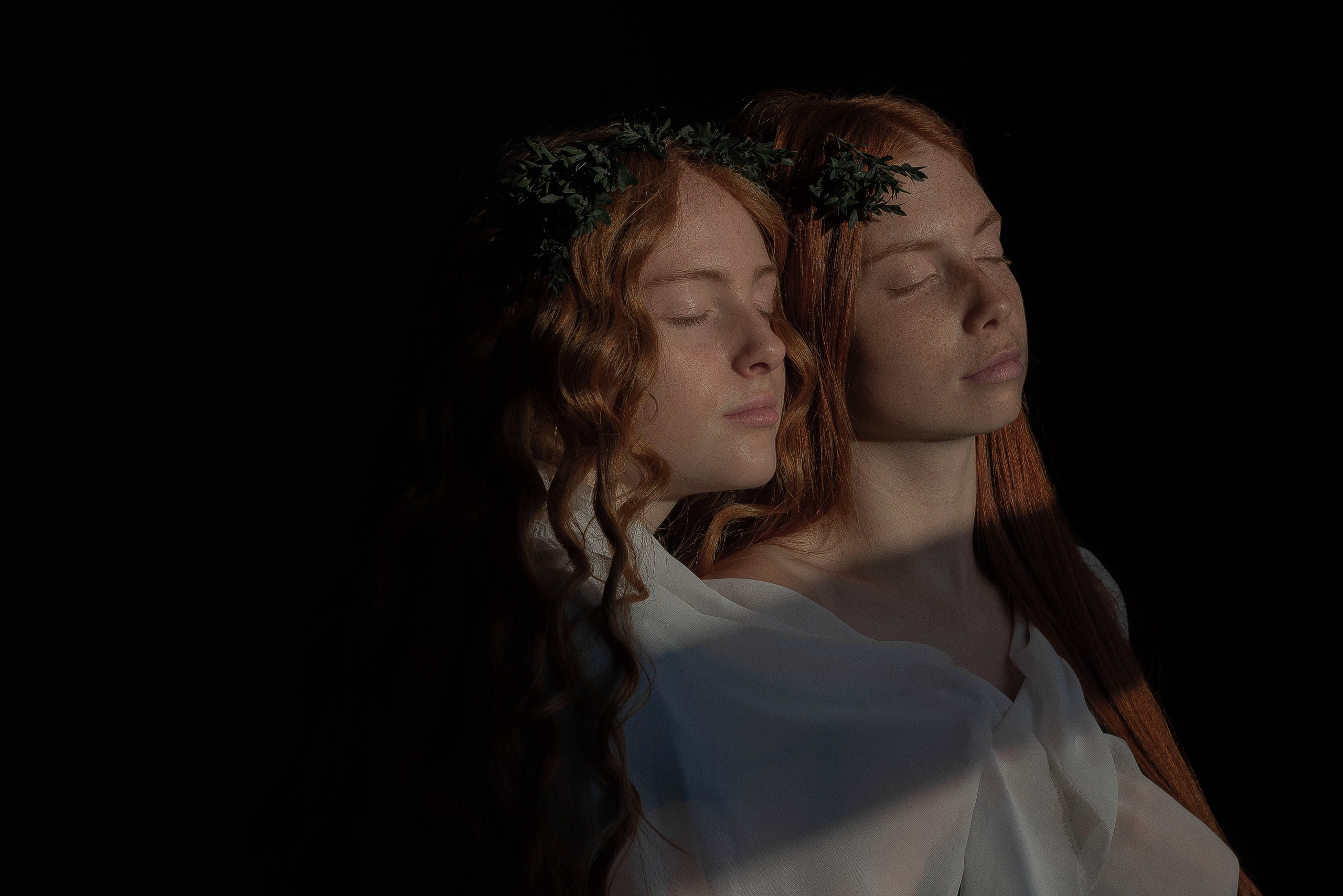 Дарья и Александра. Женский фотограф Татьяна Ветер. Работаю в Волгограде