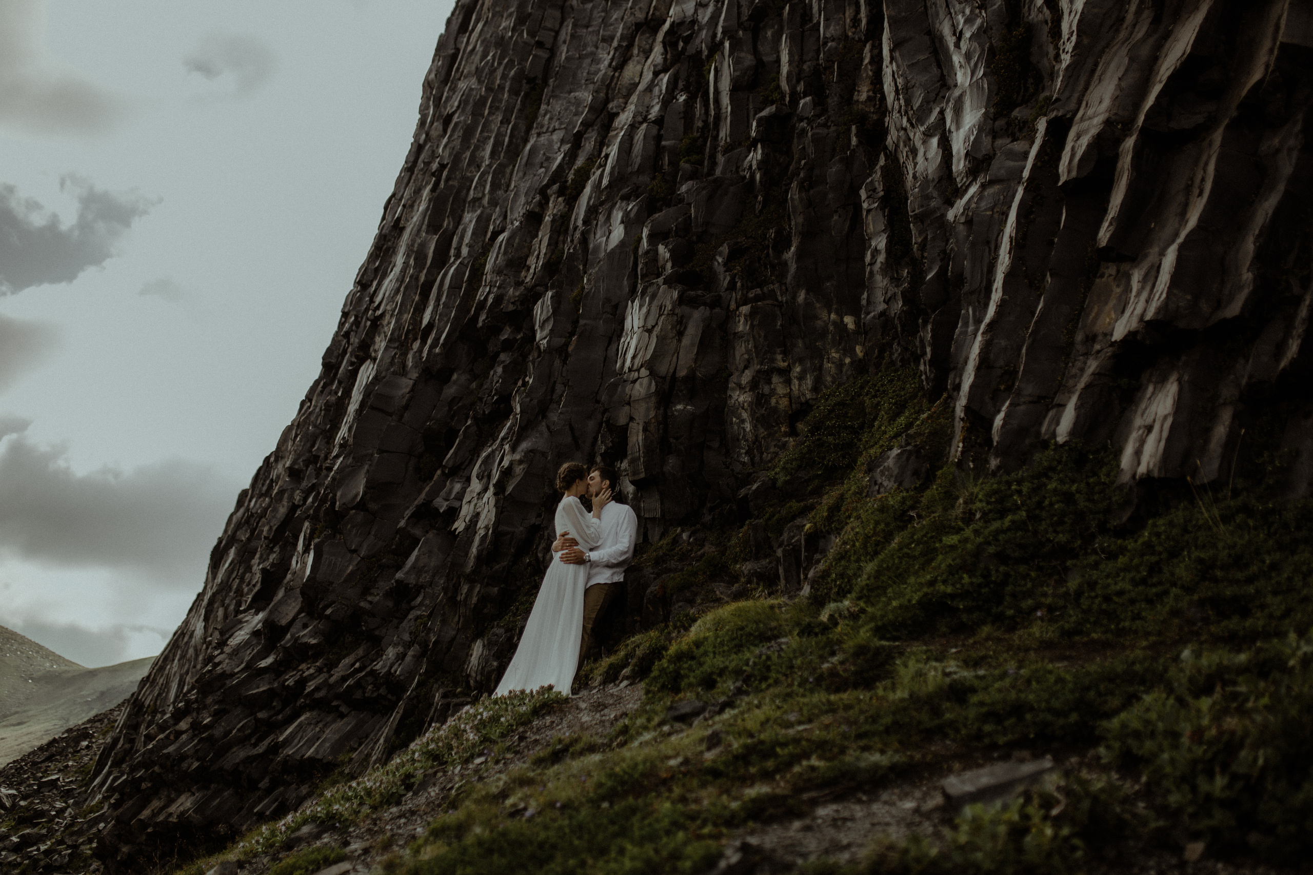 Кальдера Горелый. Свадебное фото и видео на Камчатке. Туристические маршруты