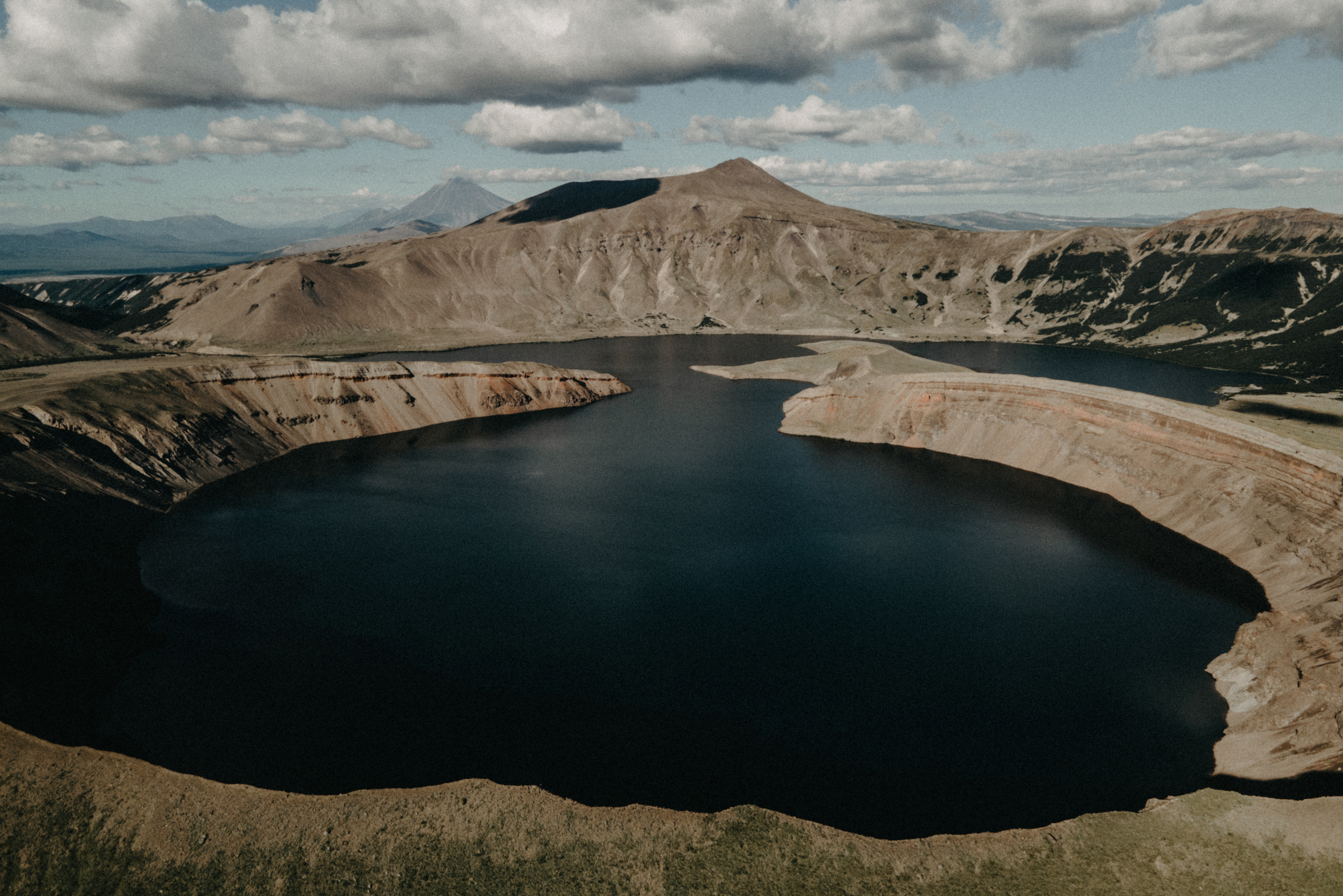 Вулкан Ксудач. Свадьба Богдана и Лизы. Свадебное фото и видео на Камчатке. Туристические маршруты