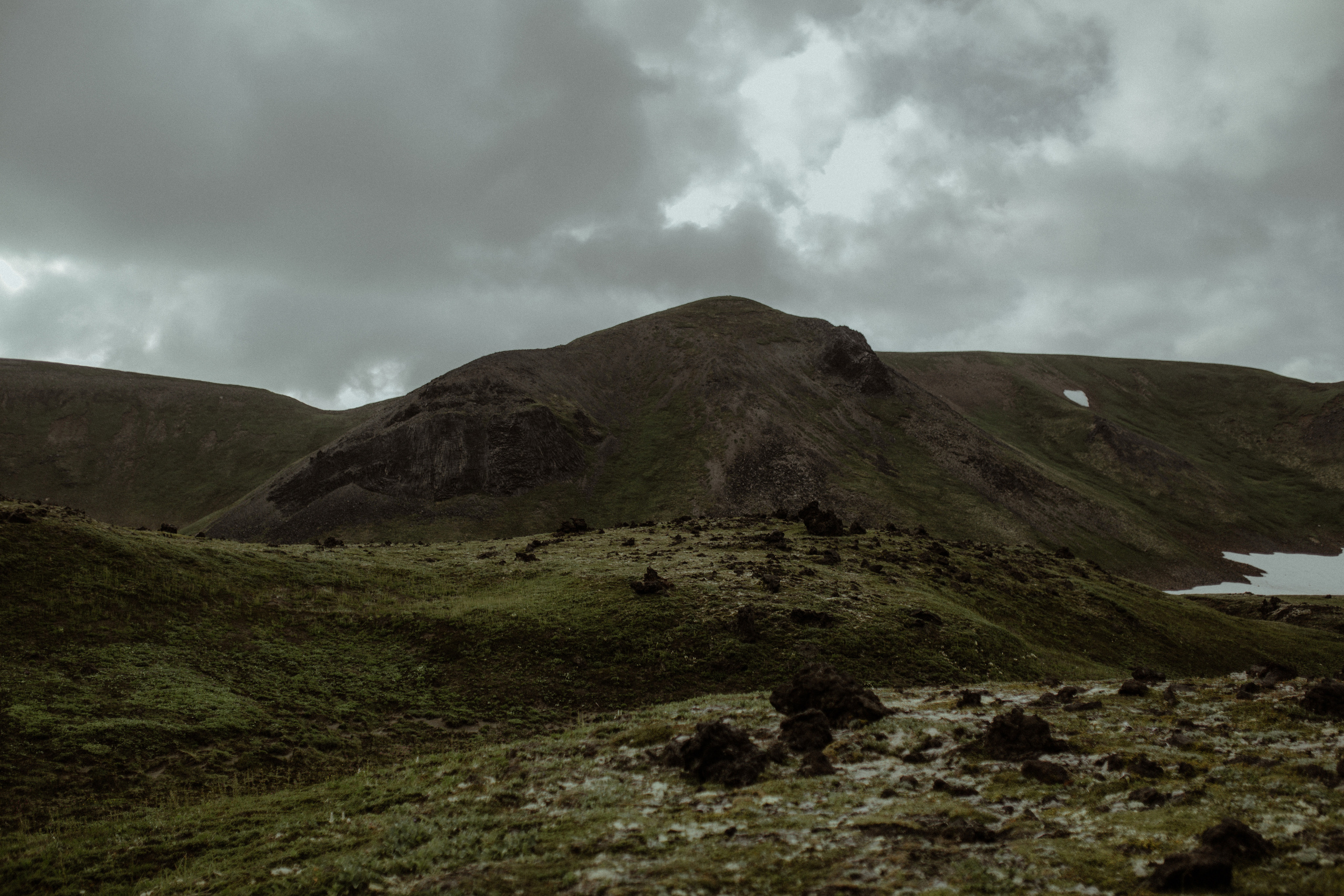 Кальдера Горелый. Свадебное фото и видео на Камчатке. Туристические маршруты