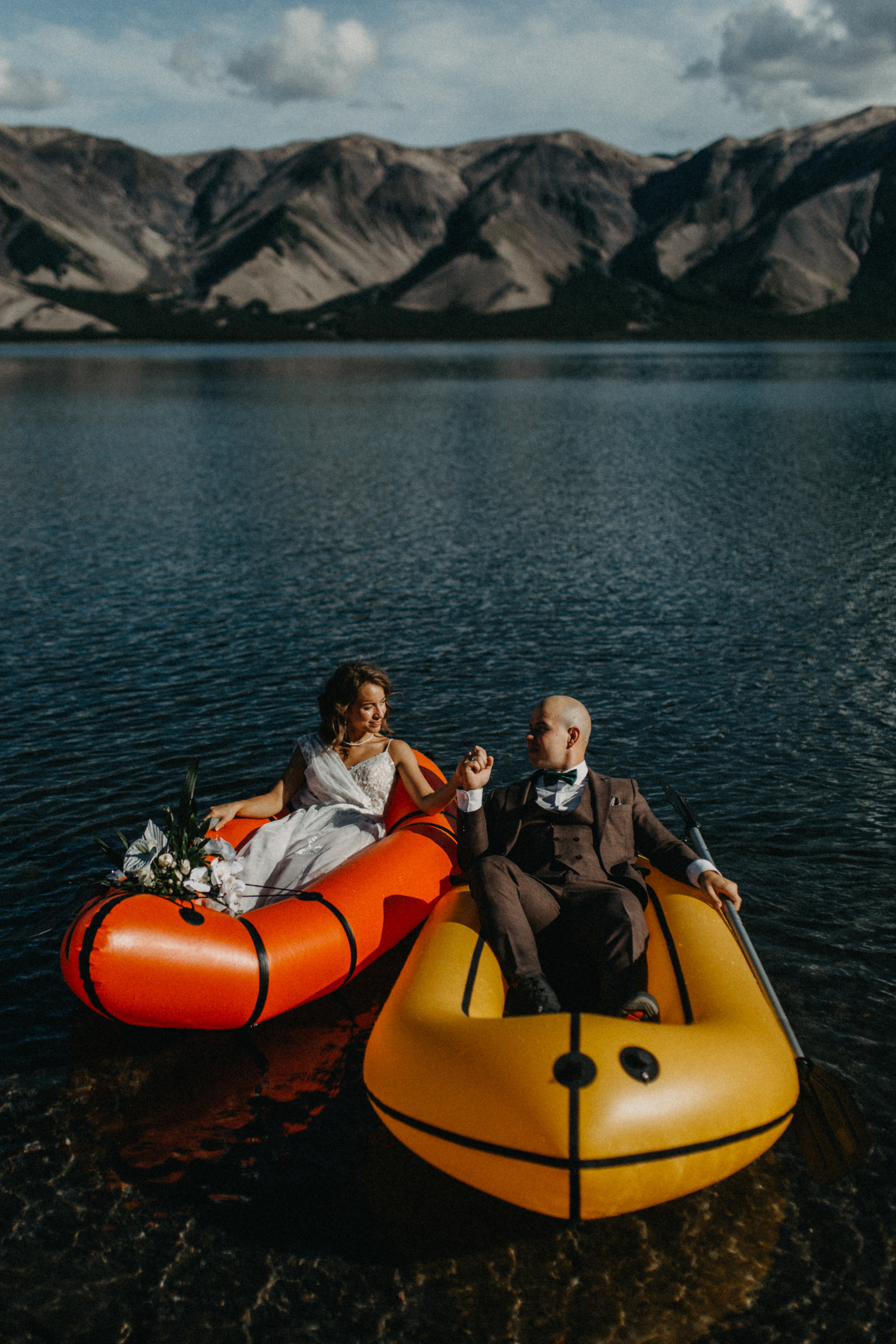 Вулкан Ксудач. Свадьба Богдана и Лизы. Свадебное фото и видео на Камчатке. Туристические маршруты