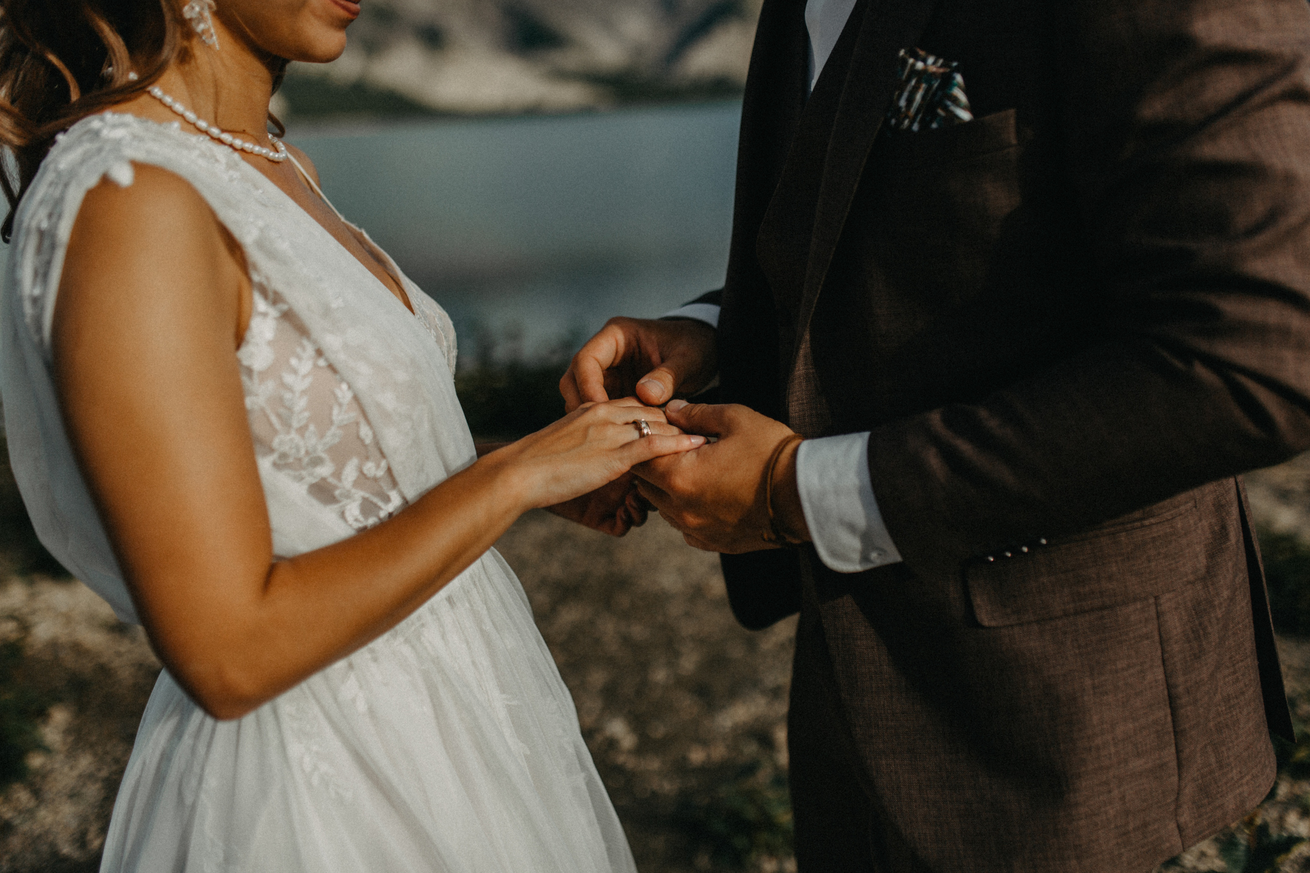 Вулкан Ксудач. Свадьба Богдана и Лизы. Свадебное фото и видео на Камчатке. Туристические маршруты