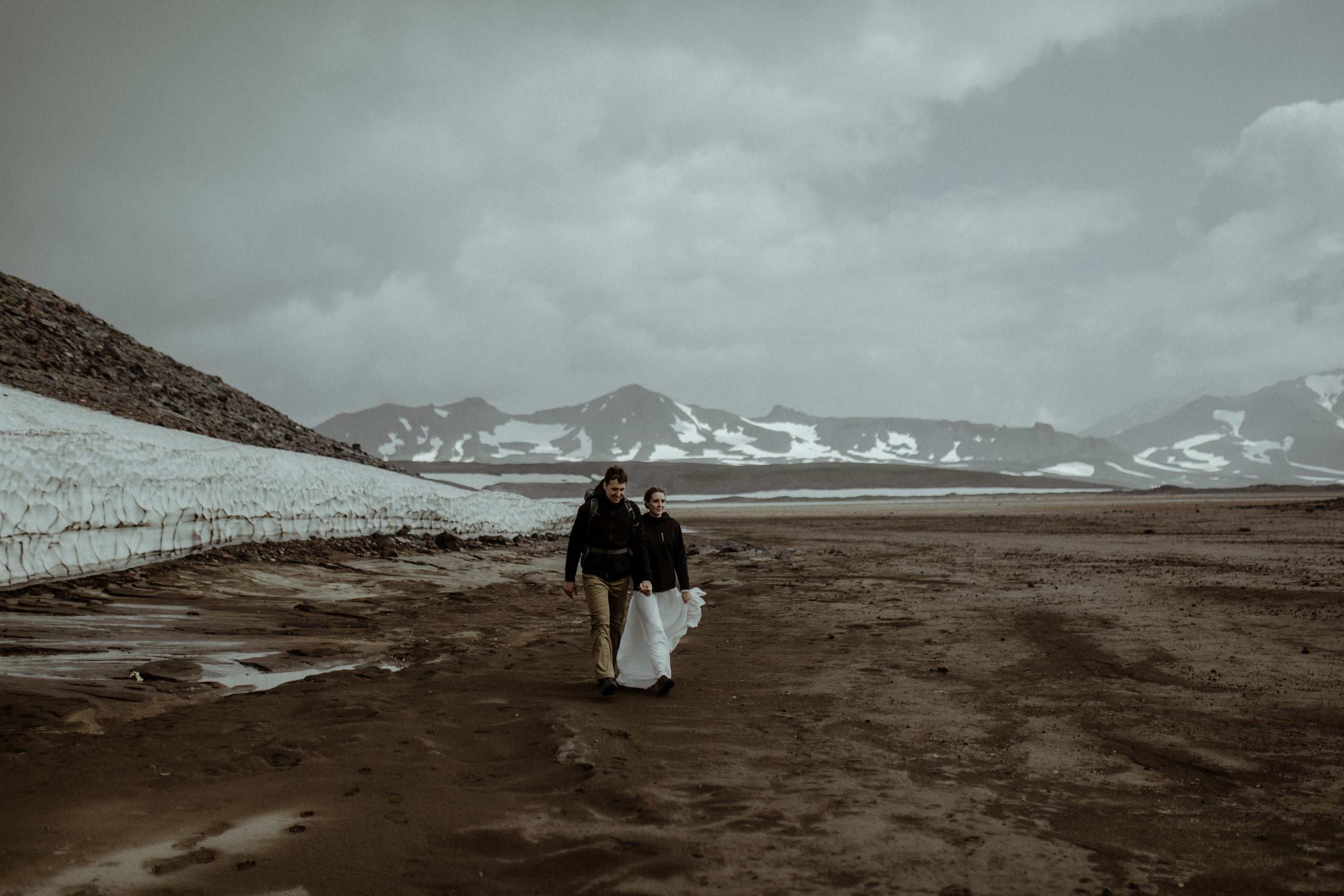 Кальдера Горелый. Свадебное фото и видео на Камчатке. Туристические маршруты