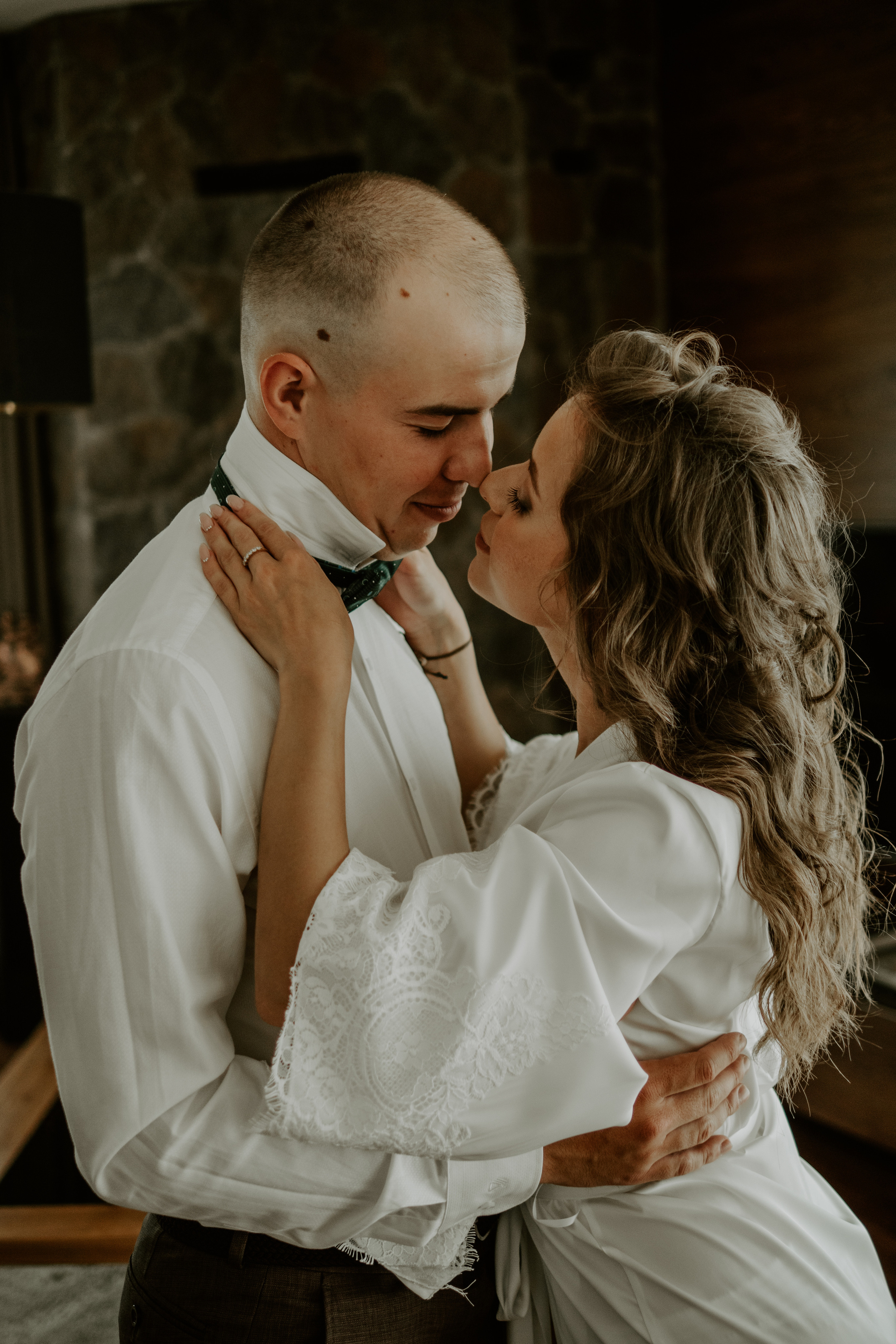 Вулкан Ксудач. Свадьба Богдана и Лизы. Свадебное фото и видео на Камчатке. Туристические маршруты