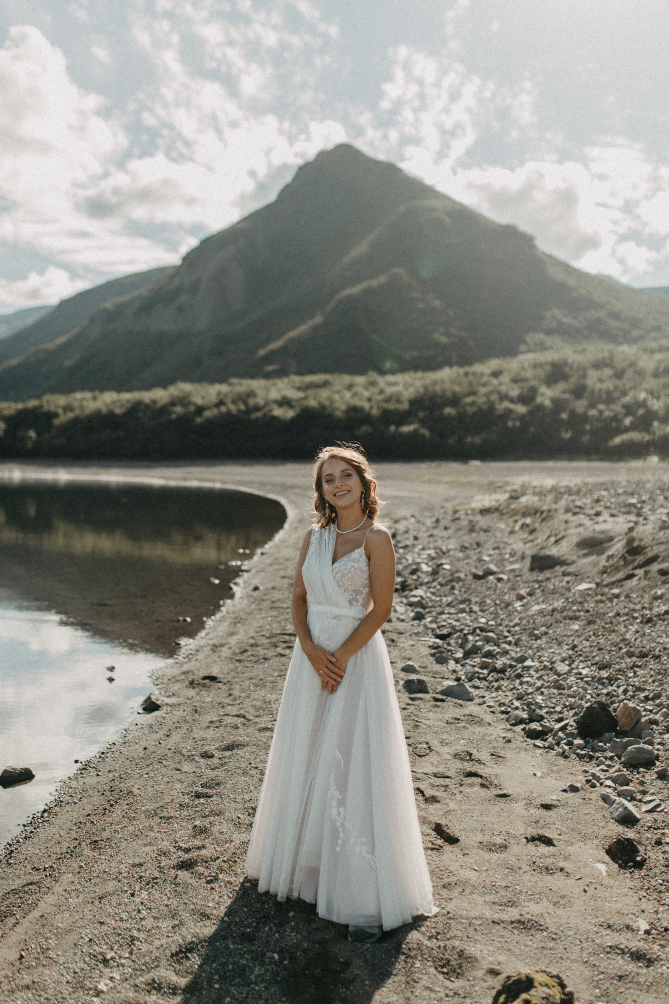 Вулкан Ксудач. Свадьба Богдана и Лизы. Свадебное фото и видео на Камчатке. Туристические маршруты