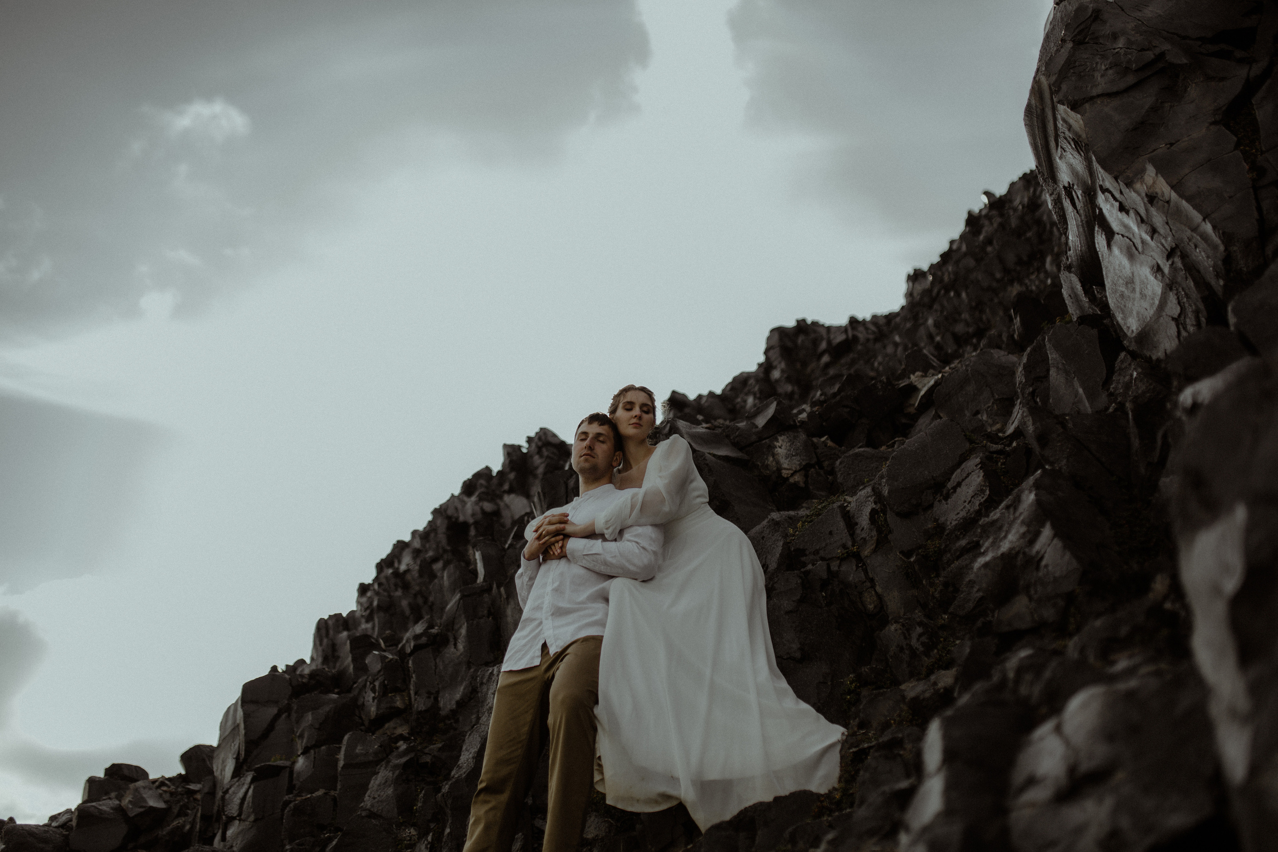 Кальдера Горелый. Свадебное фото и видео на Камчатке. Туристические маршруты