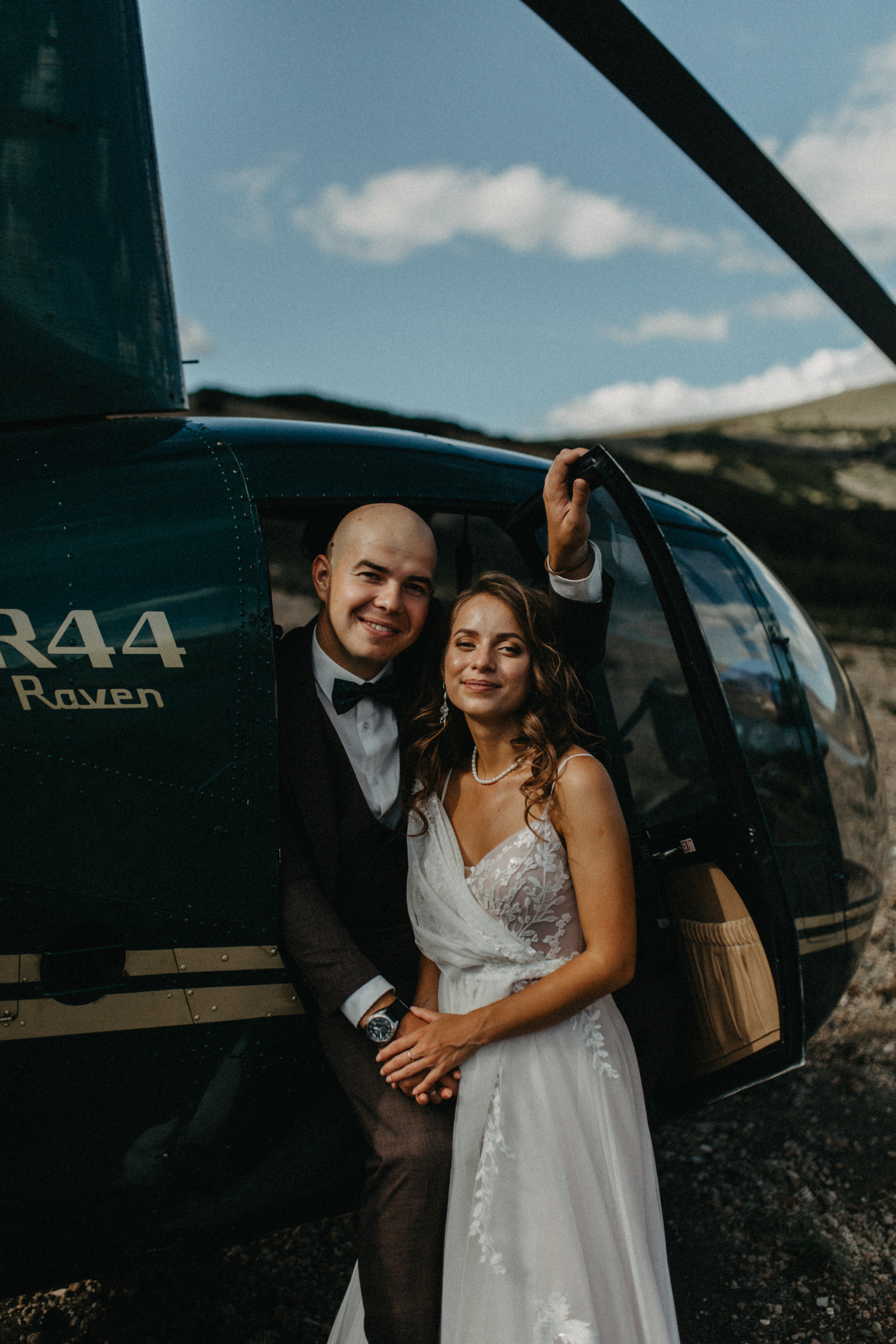 Вулкан Ксудач. Свадьба Богдана и Лизы. Свадебное фото и видео на Камчатке. Туристические маршруты