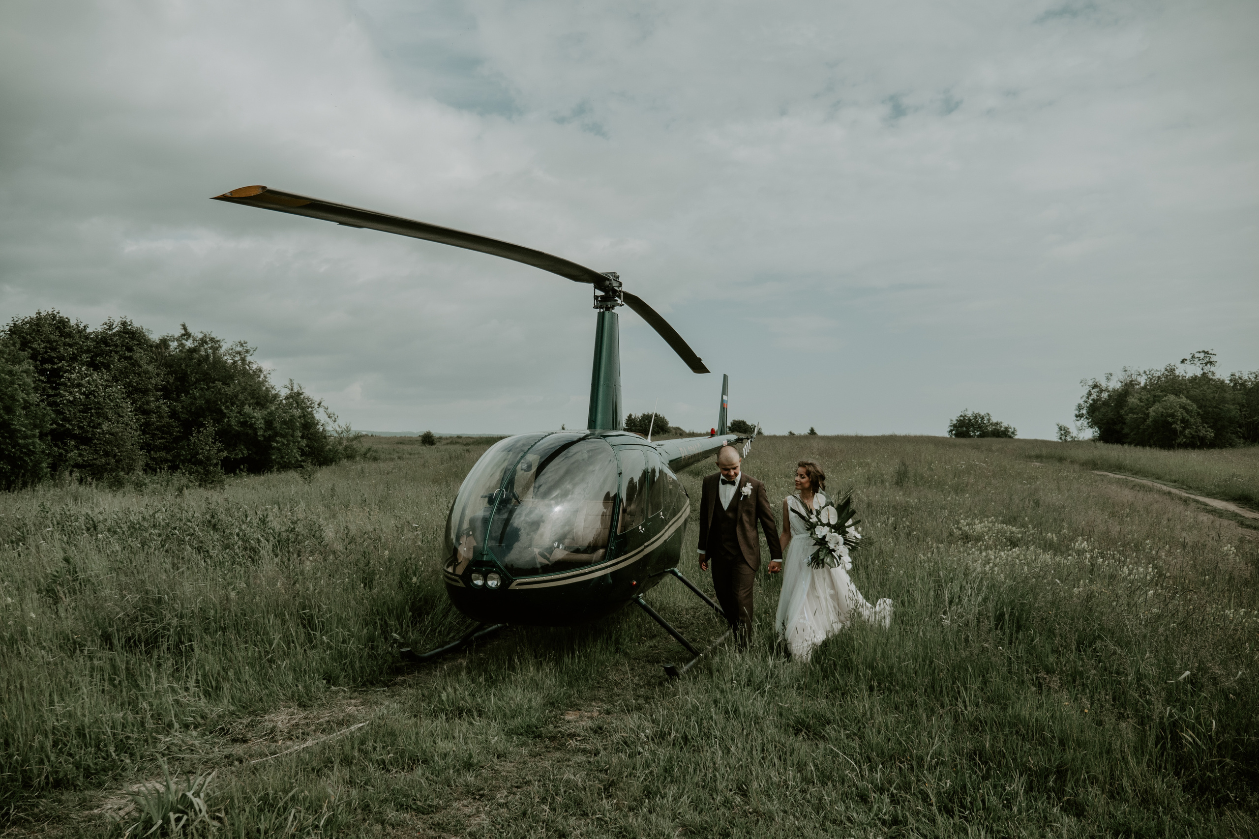 Вулкан Ксудач. Свадьба Богдана и Лизы. Свадебное фото и видео на Камчатке. Туристические маршруты