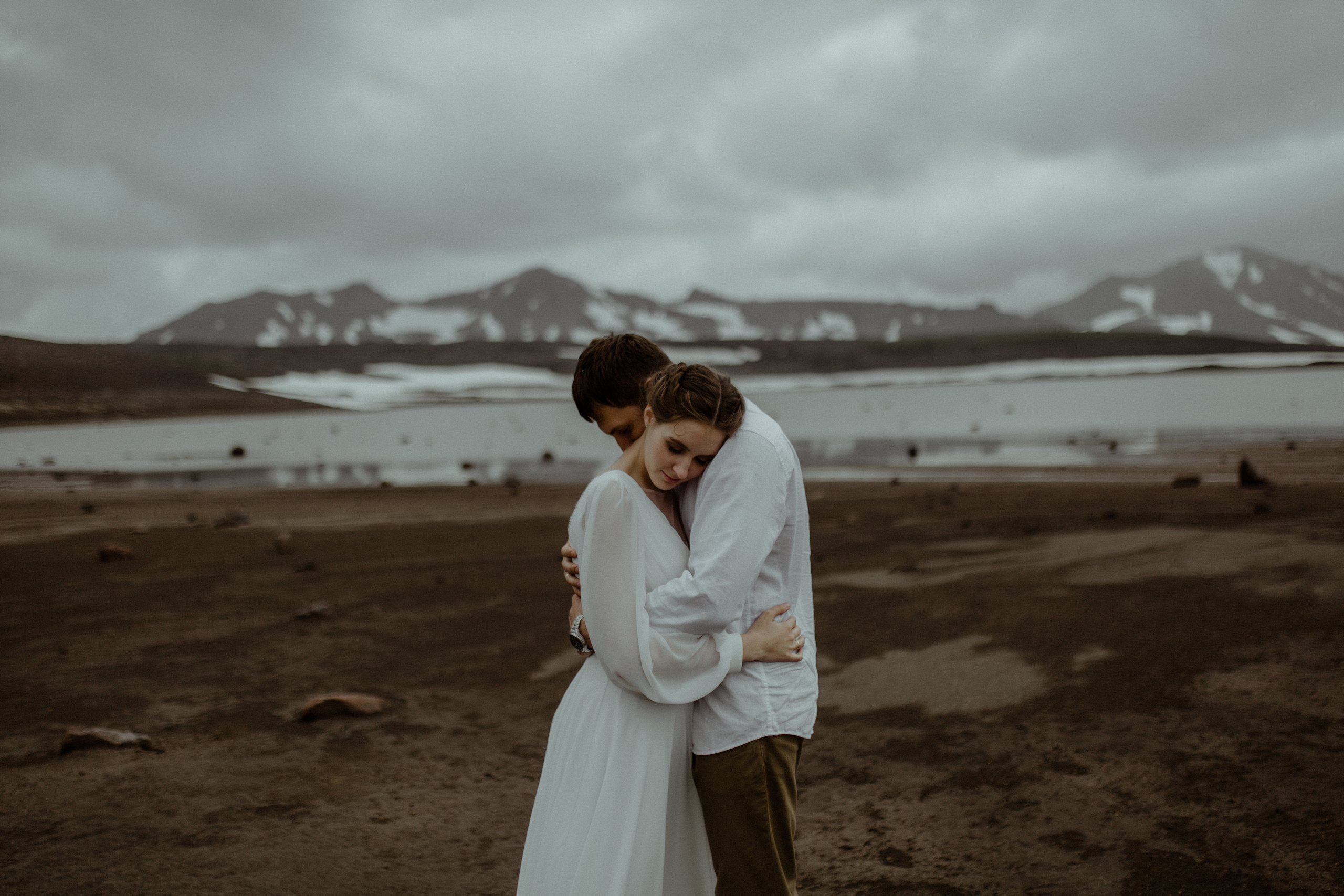 Кальдера Горелый. Свадебное фото и видео на Камчатке. Туристические маршруты