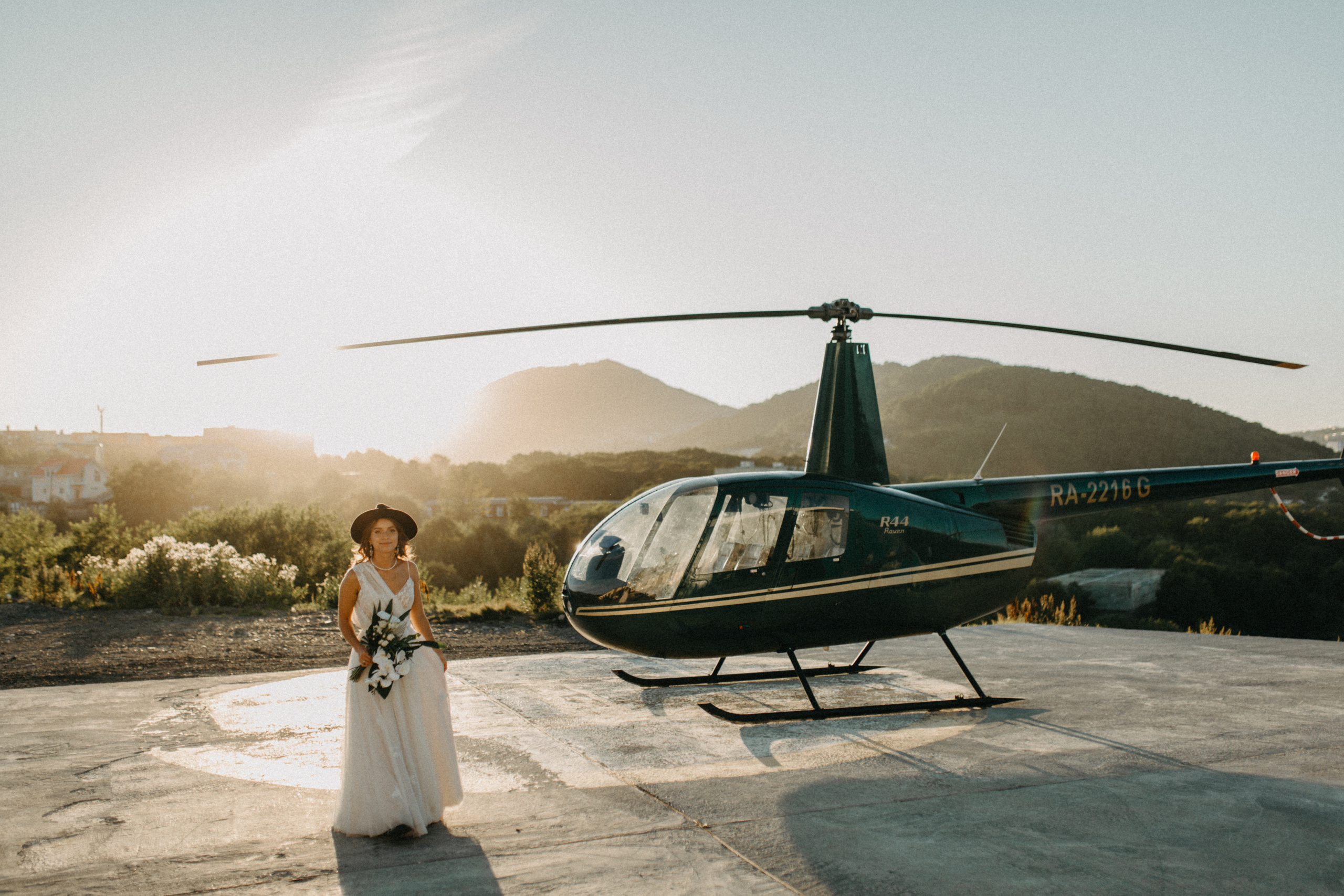 Вулкан Ксудач. Свадьба Богдана и Лизы. Свадебное фото и видео на Камчатке. Туристические маршруты