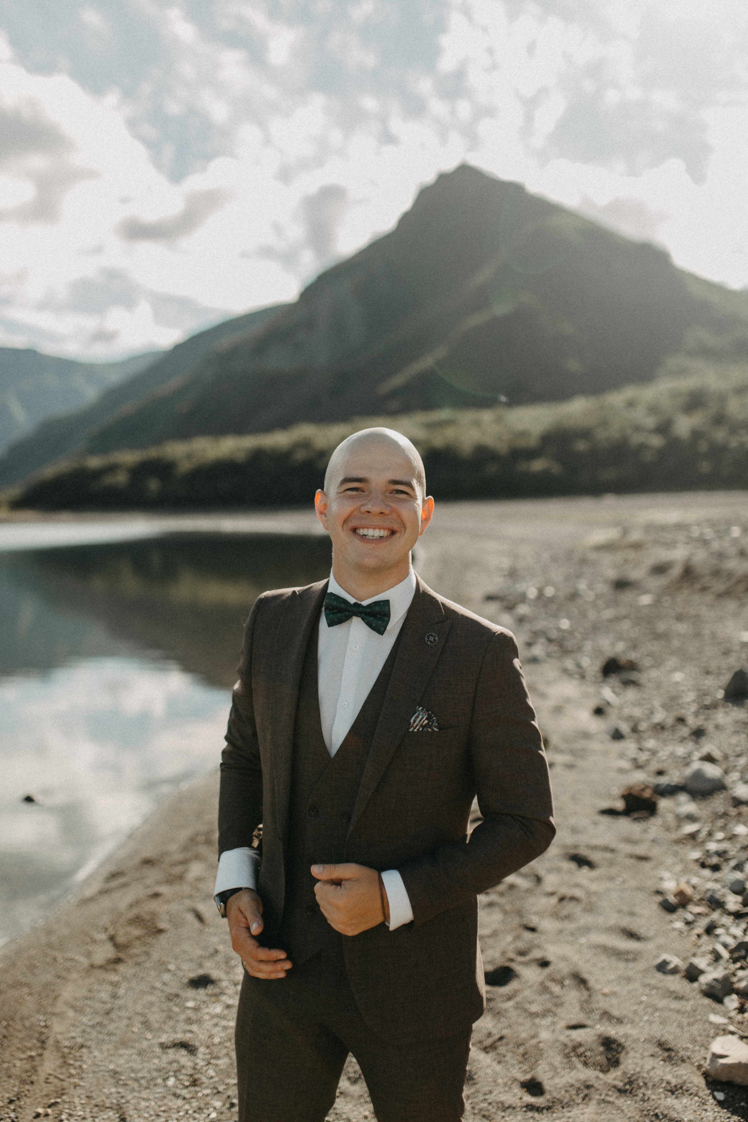 Вулкан Ксудач. Свадьба Богдана и Лизы. Свадебное фото и видео на Камчатке. Туристические маршруты