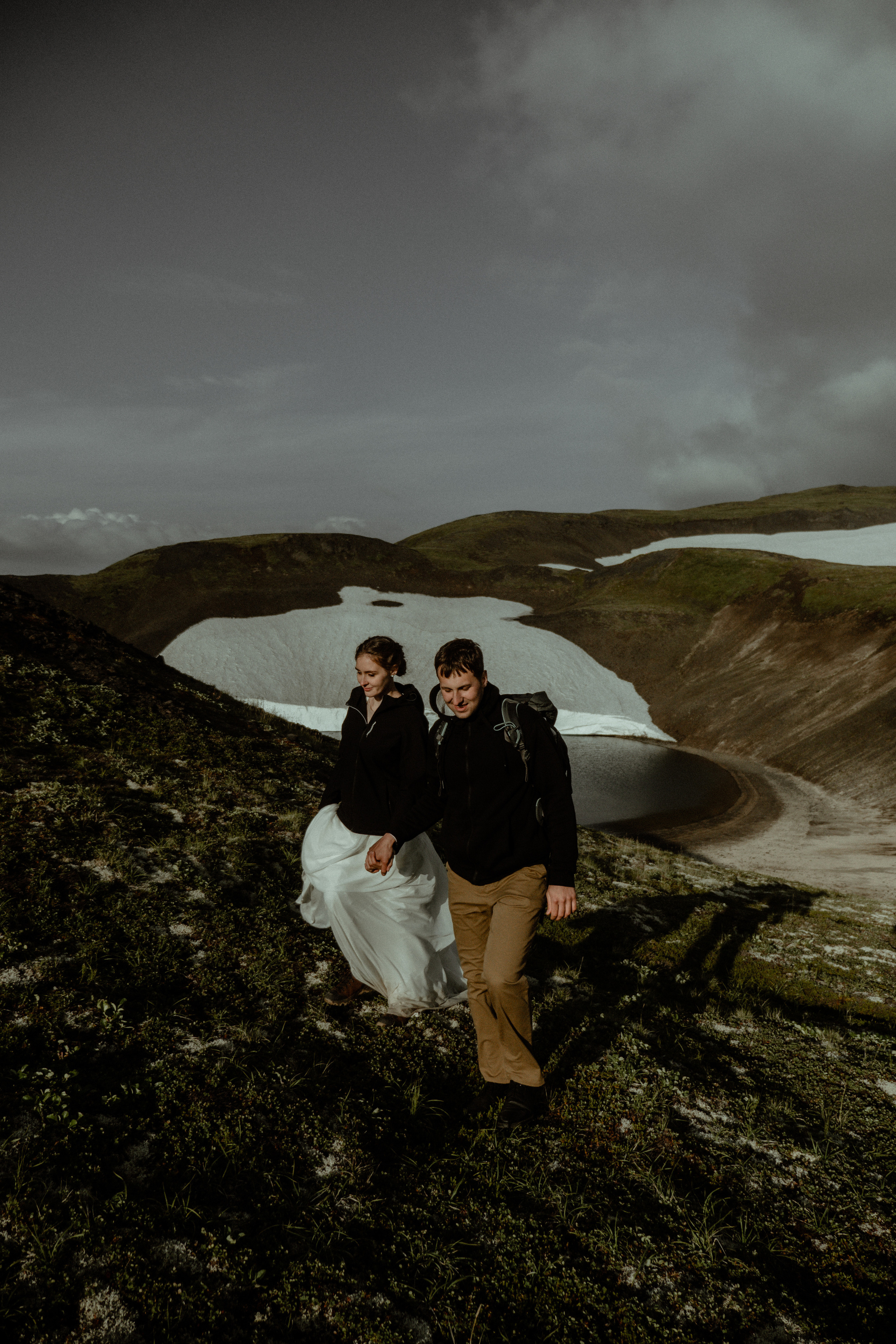 Кальдера Горелый. Свадебное фото и видео на Камчатке. Туристические маршруты